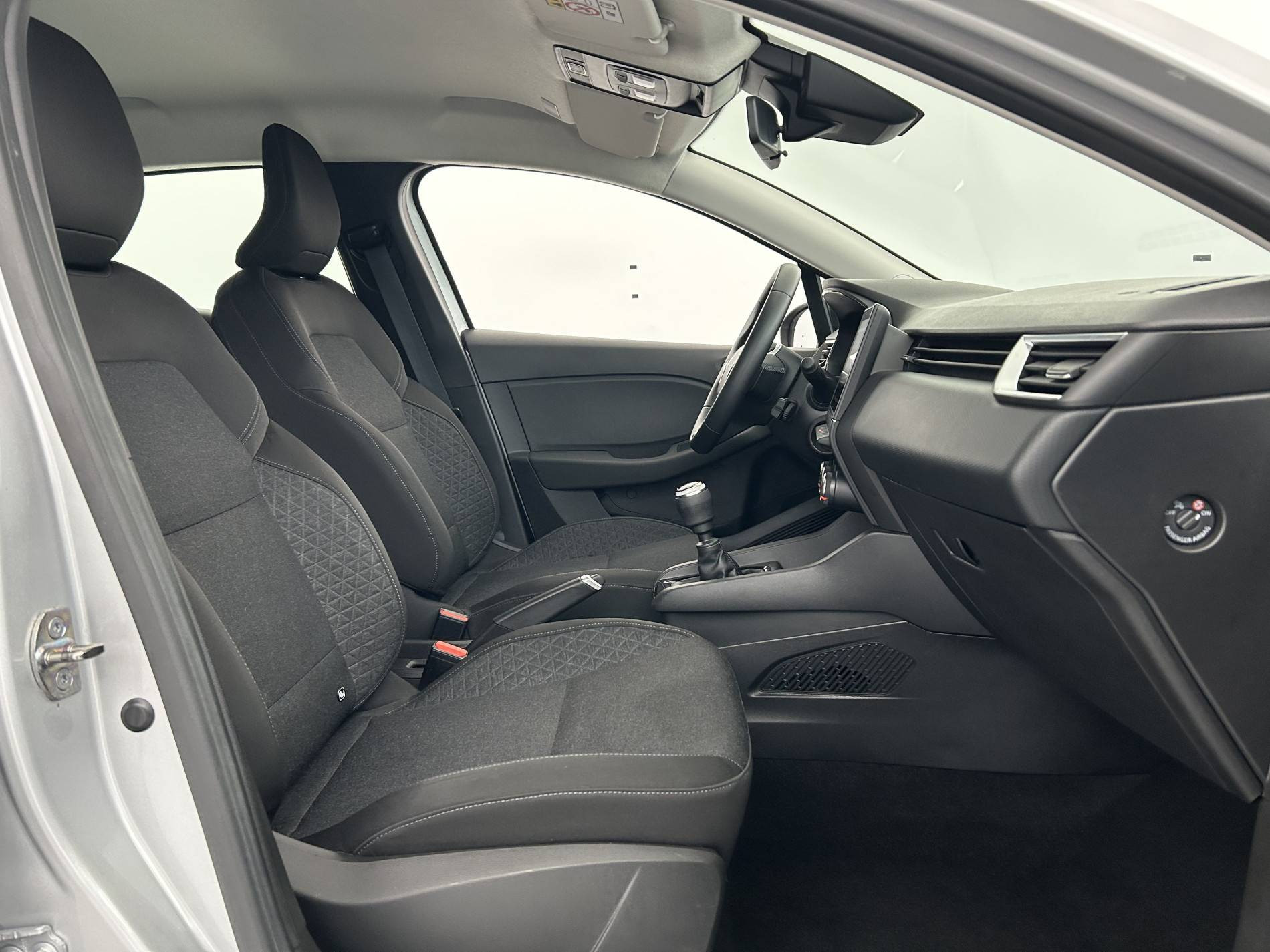 Vente en ligne Renault Clio 5 Clio TCe 90 au prix de 13 390 €