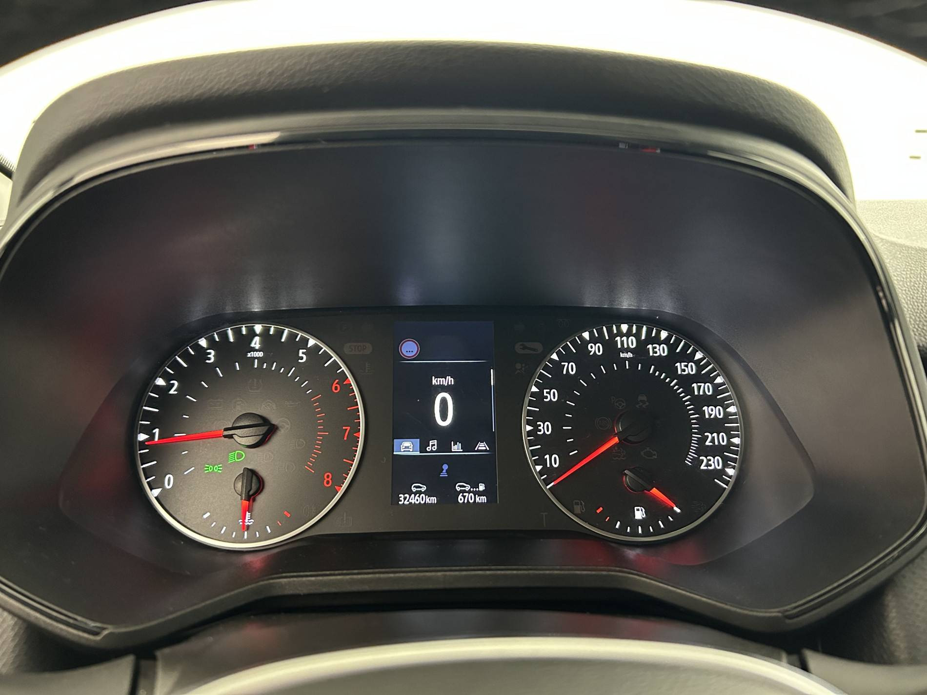 Vente en ligne Renault Clio 5 Clio TCe 90 au prix de 13 290 €