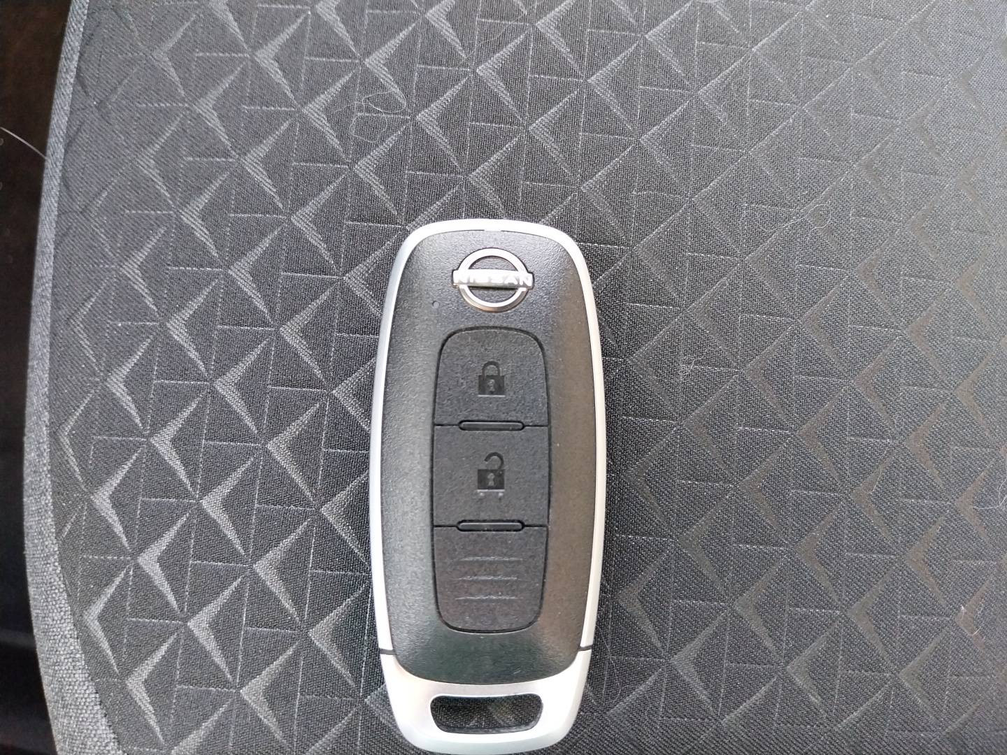 Vente en ligne Nissan Juke  HYBRID 143 au prix de 28 990 €
