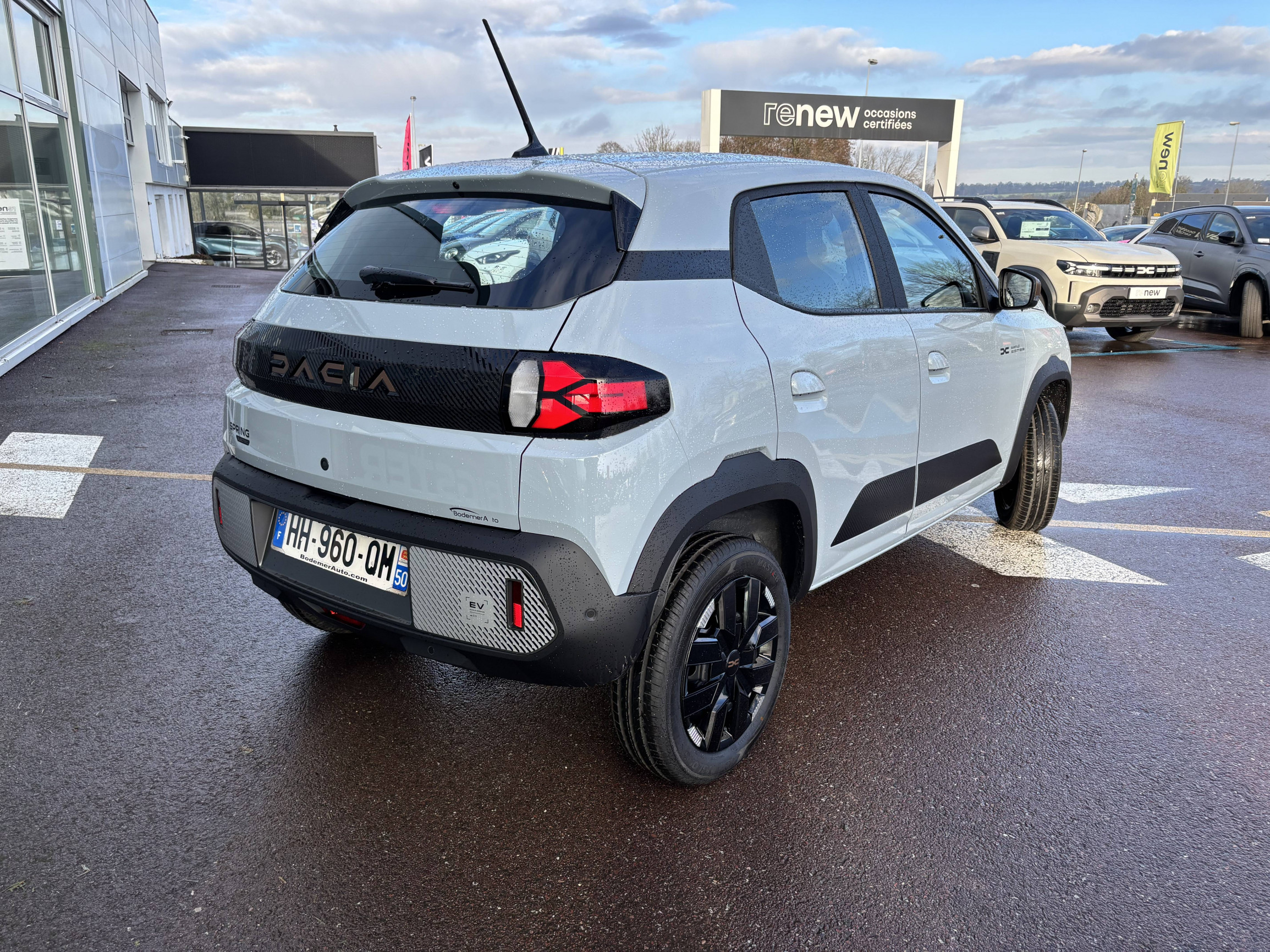 Vente en ligne Dacia Spring  electric 100 au prix de 19 900 €