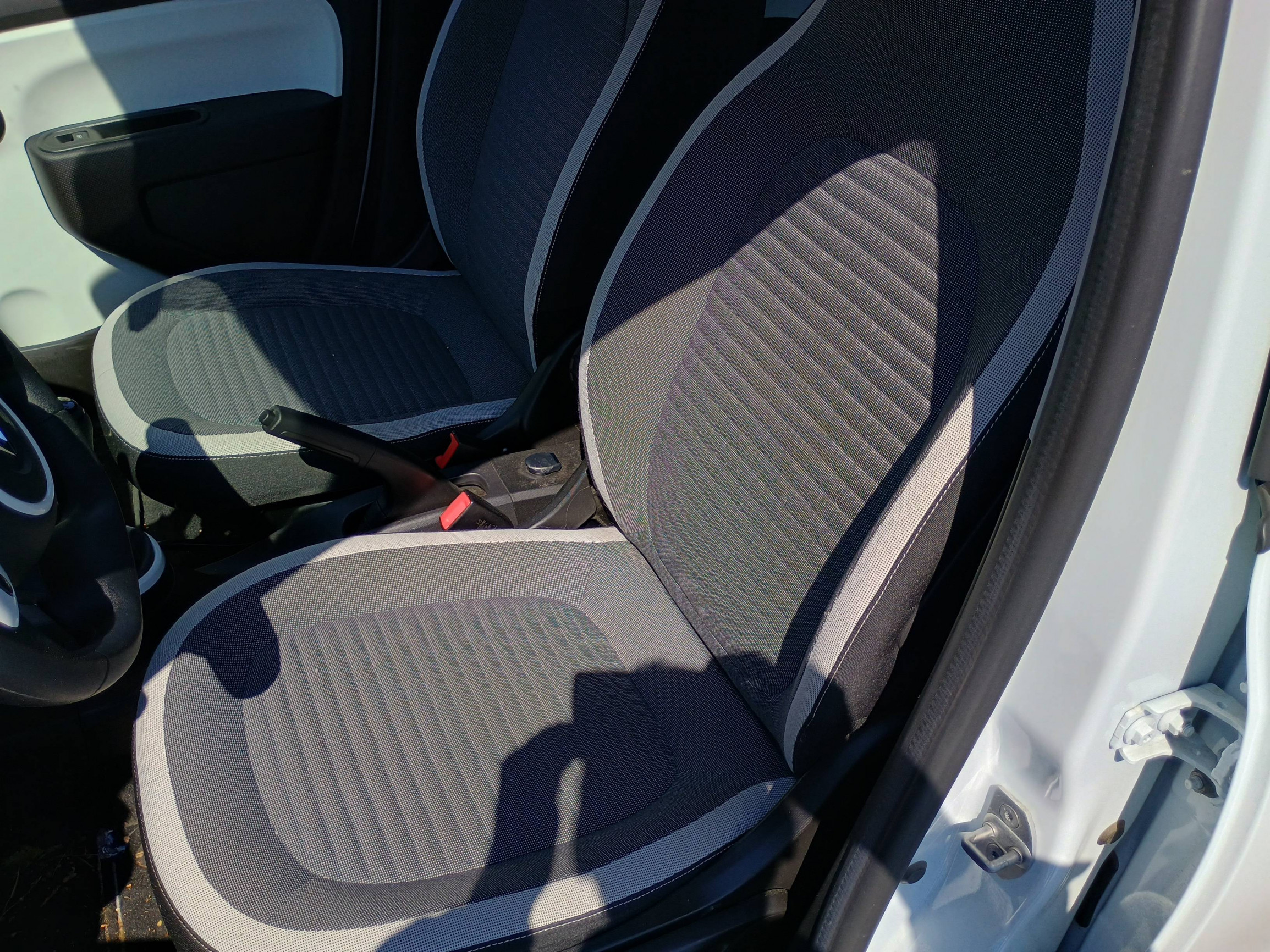 Vente en ligne Renault Twingo 3  SCe 65 au prix de 12 990 €