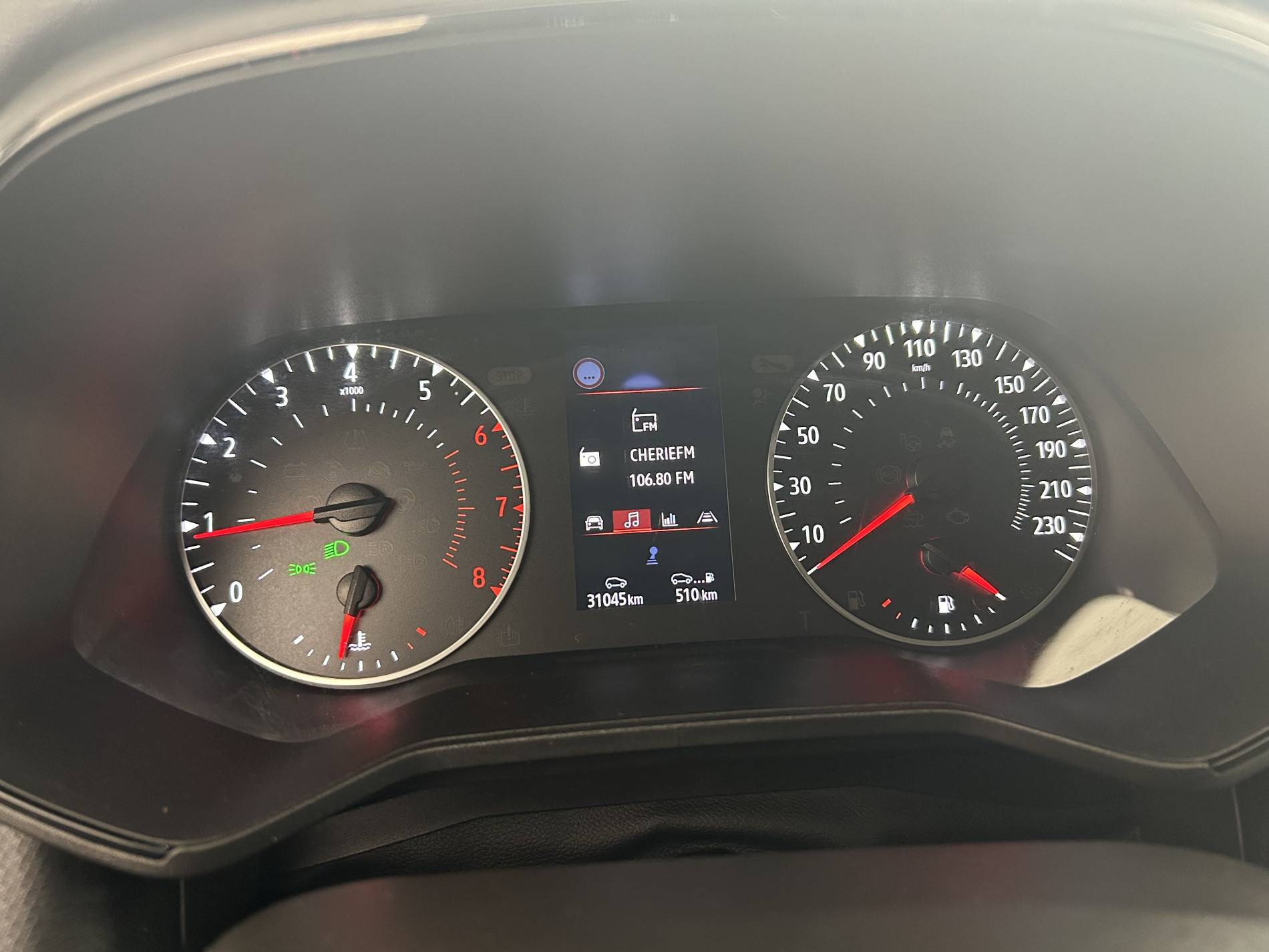 Vente en ligne Renault Clio 5 Clio TCe 90 au prix de 13 290 €