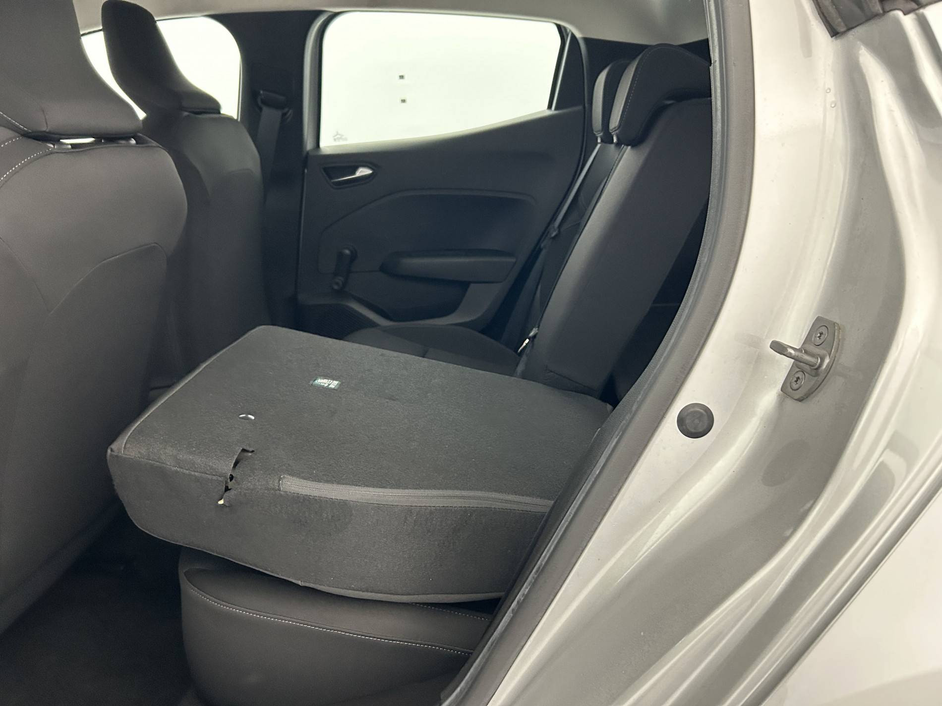 Vente en ligne Renault Clio 5 Clio TCe 90 au prix de 14 290 €