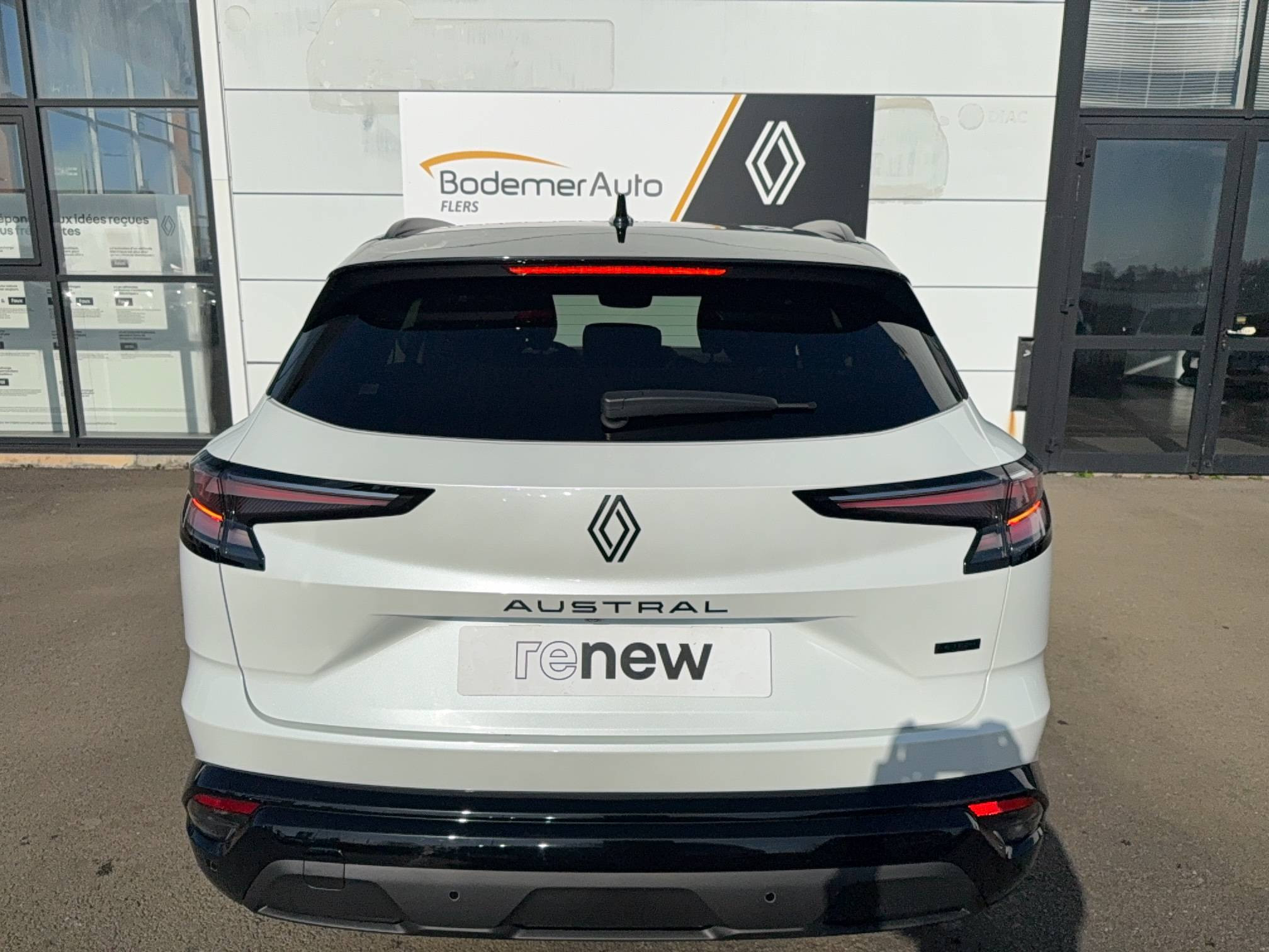 Vente en ligne Renault Austral  full hybrid E-Tech 200 ch au prix de 44 980 €