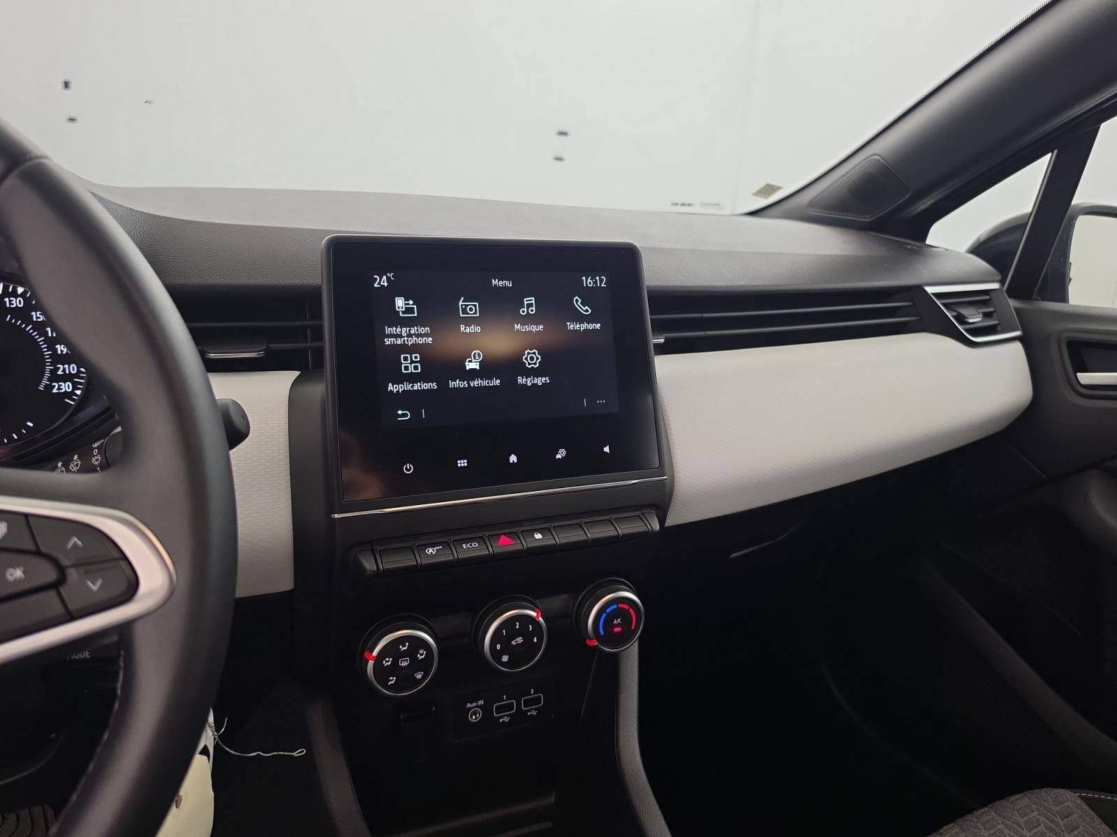 Vente en ligne Renault Clio 5 Clio TCe 90 - 21N au prix de 14 990 €