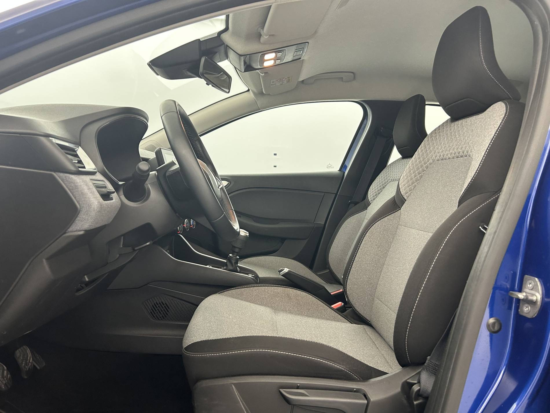 Vente en ligne Renault Clio 5 Clio TCe 90 au prix de 14 790 €