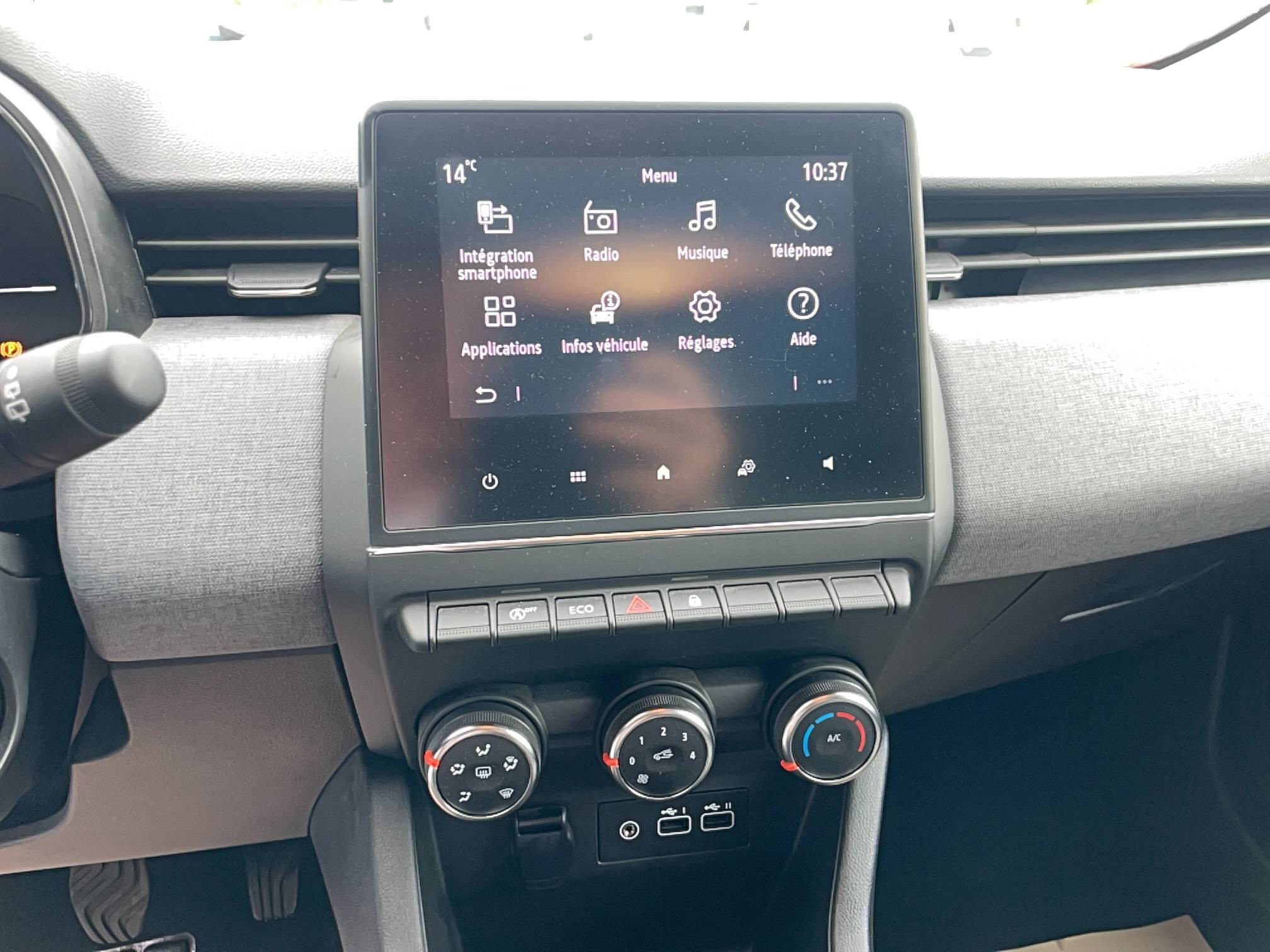 Vente en ligne Renault Clio 5 Clio TCe 90 au prix de 15 990 €