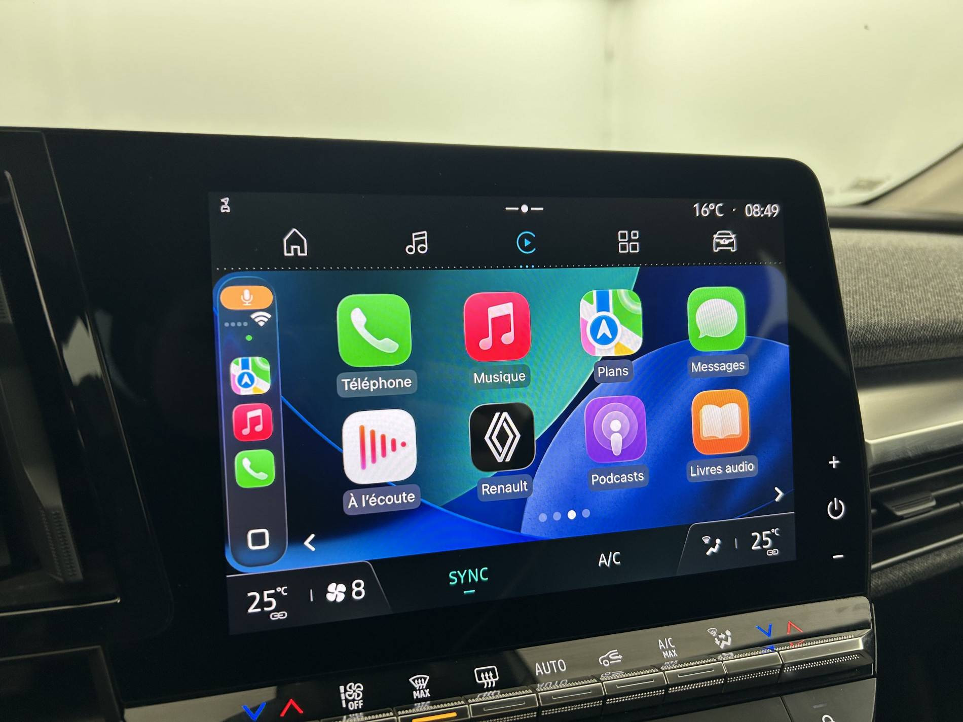 Vente en ligne Renault Megane E-Tech  EV40 130ch standard charge au prix de 18 490 €