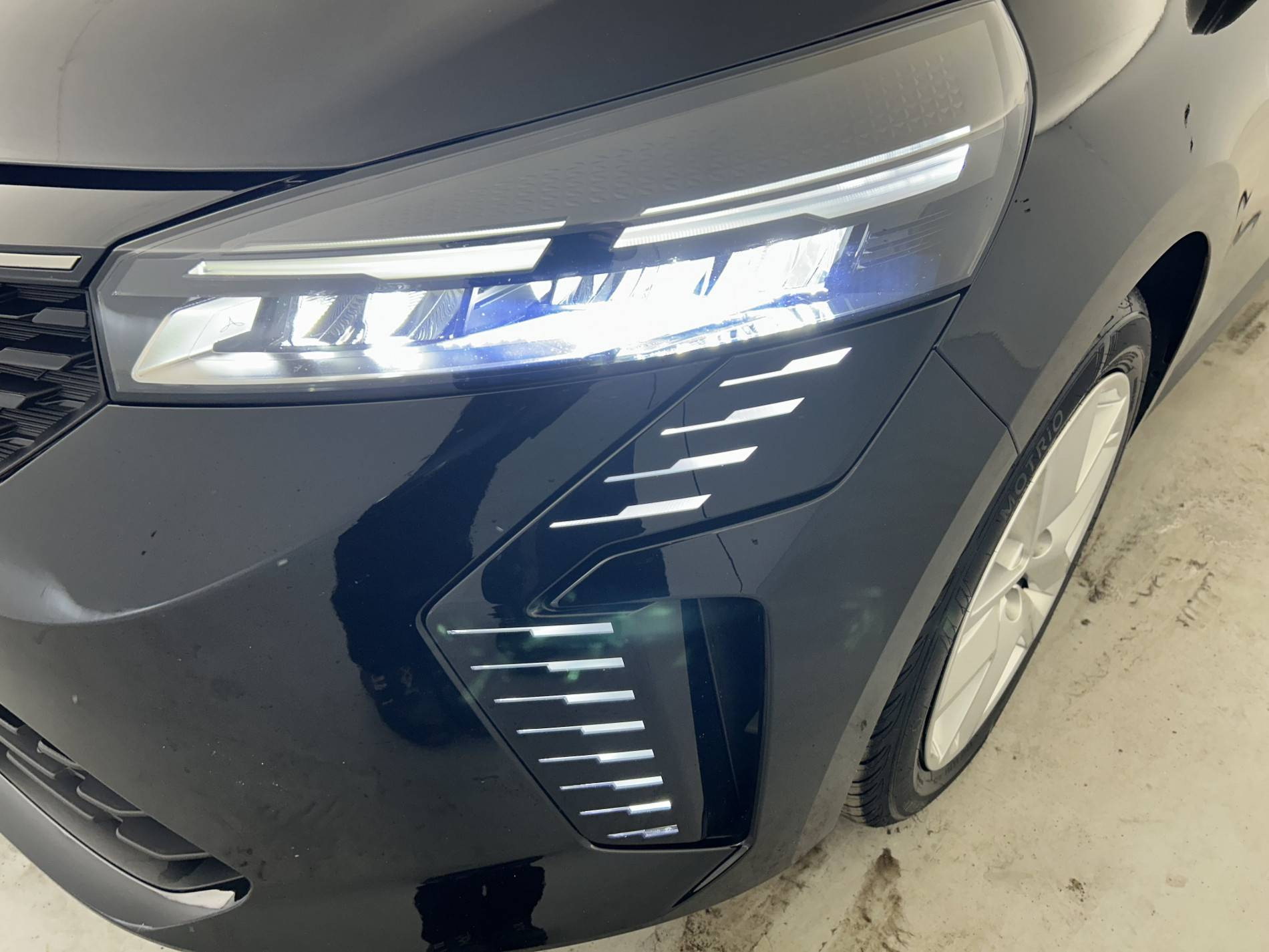 Vente en ligne Renault Clio 5 Clio E-Tech full hybrid 145 ch GSR2 au prix de 19 690 €