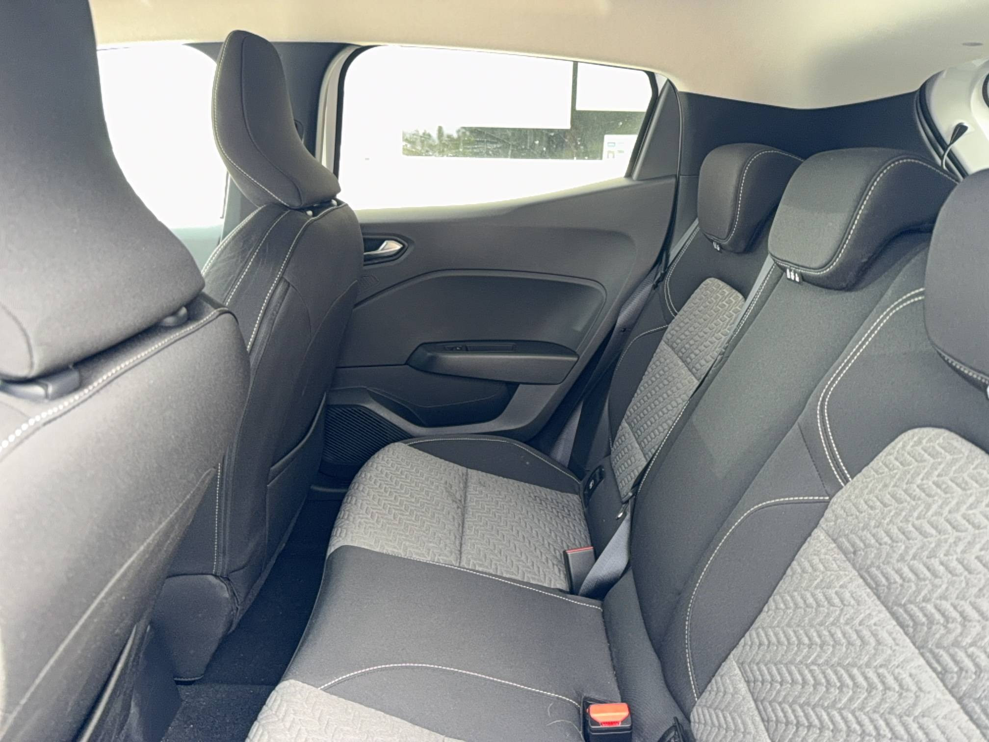 Vente en ligne Renault Clio 5 Clio Blue dCi 100 au prix de 15 990 €