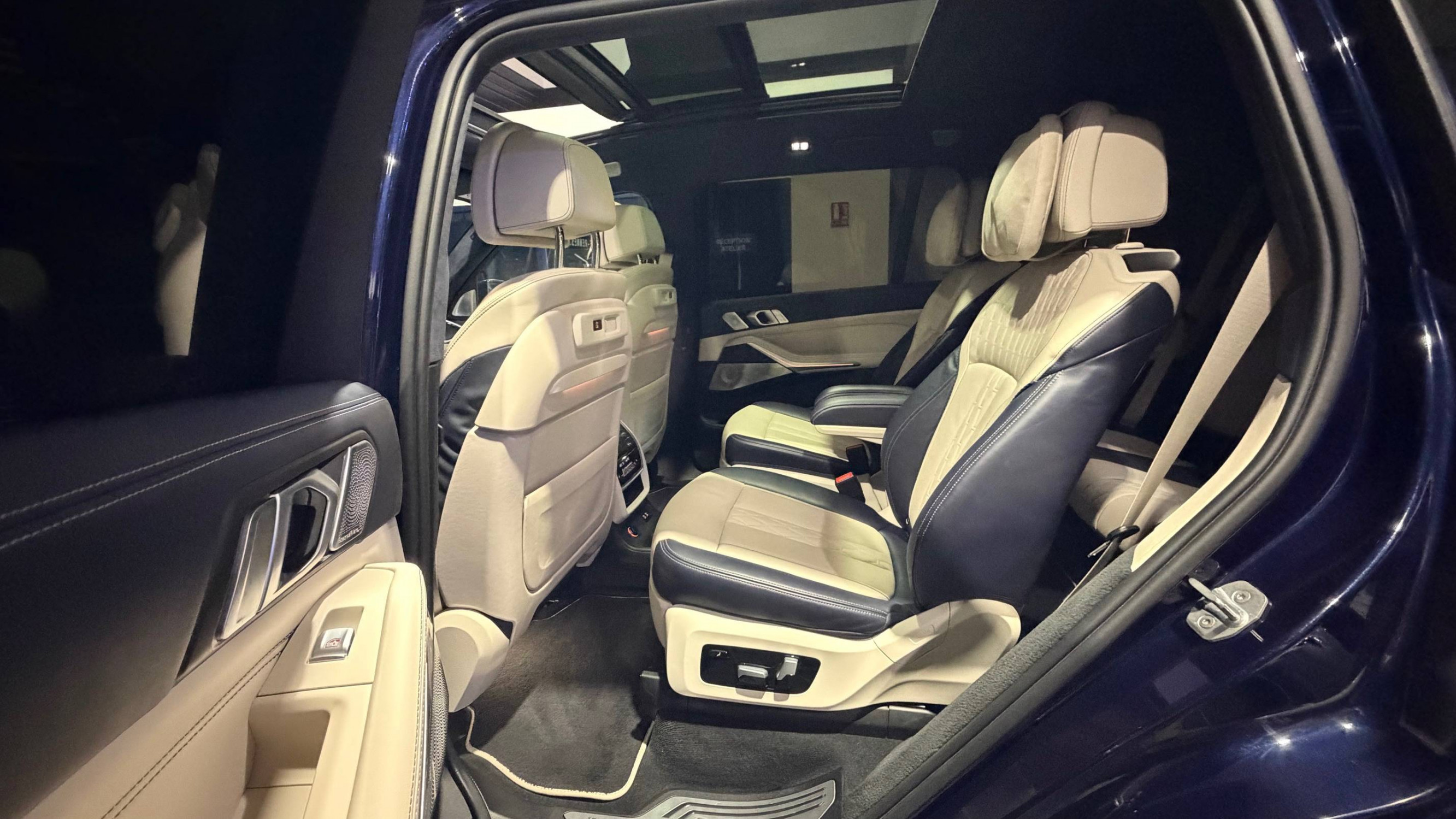 Vente en ligne Bmw X7 X7 M50i 530 ch BVA8 au prix de 72 990 €