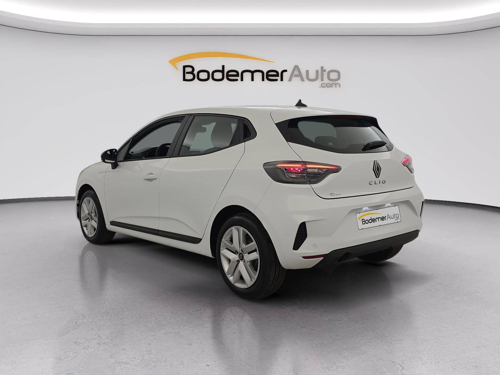 Vente en ligne Renault Clio 5 Clio Blue dCi 100 ch GSR2 au prix de 17 990 €