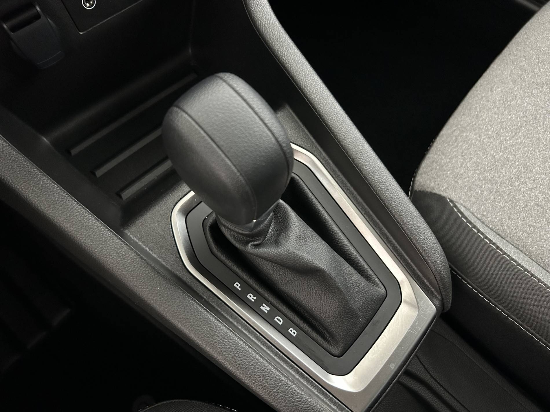 Vente en ligne Renault Clio 5 Clio E-Tech full hybrid 145 ch GSR2 au prix de 19 990 €