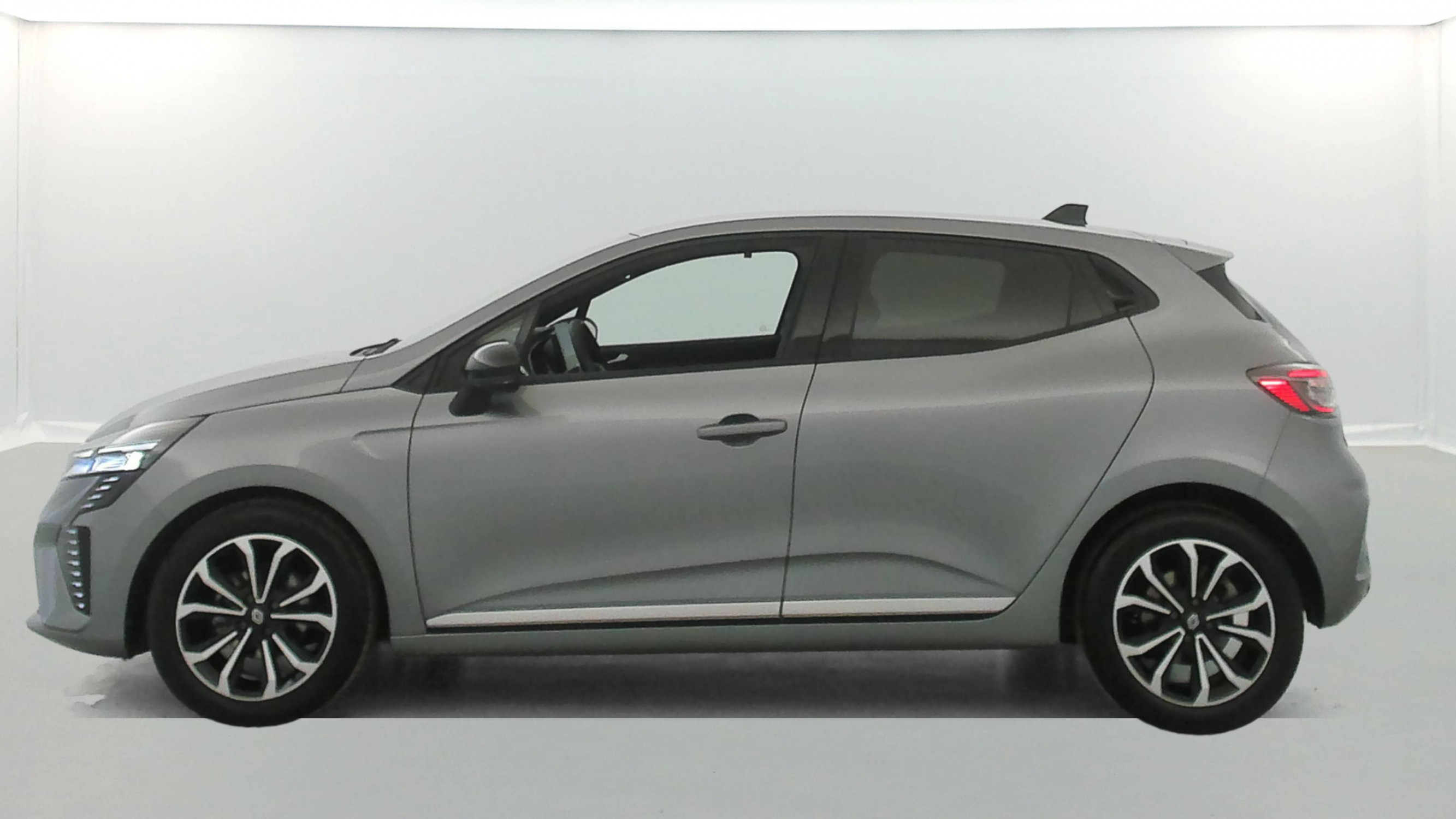 Vente en ligne Renault Clio 5 Clio TCe 90 ch GSR2 au prix de 18 480 €