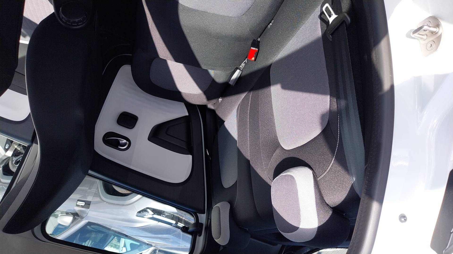 Vente en ligne Renault Twingo 3  SCe 65 - 21 au prix de 11 990 €