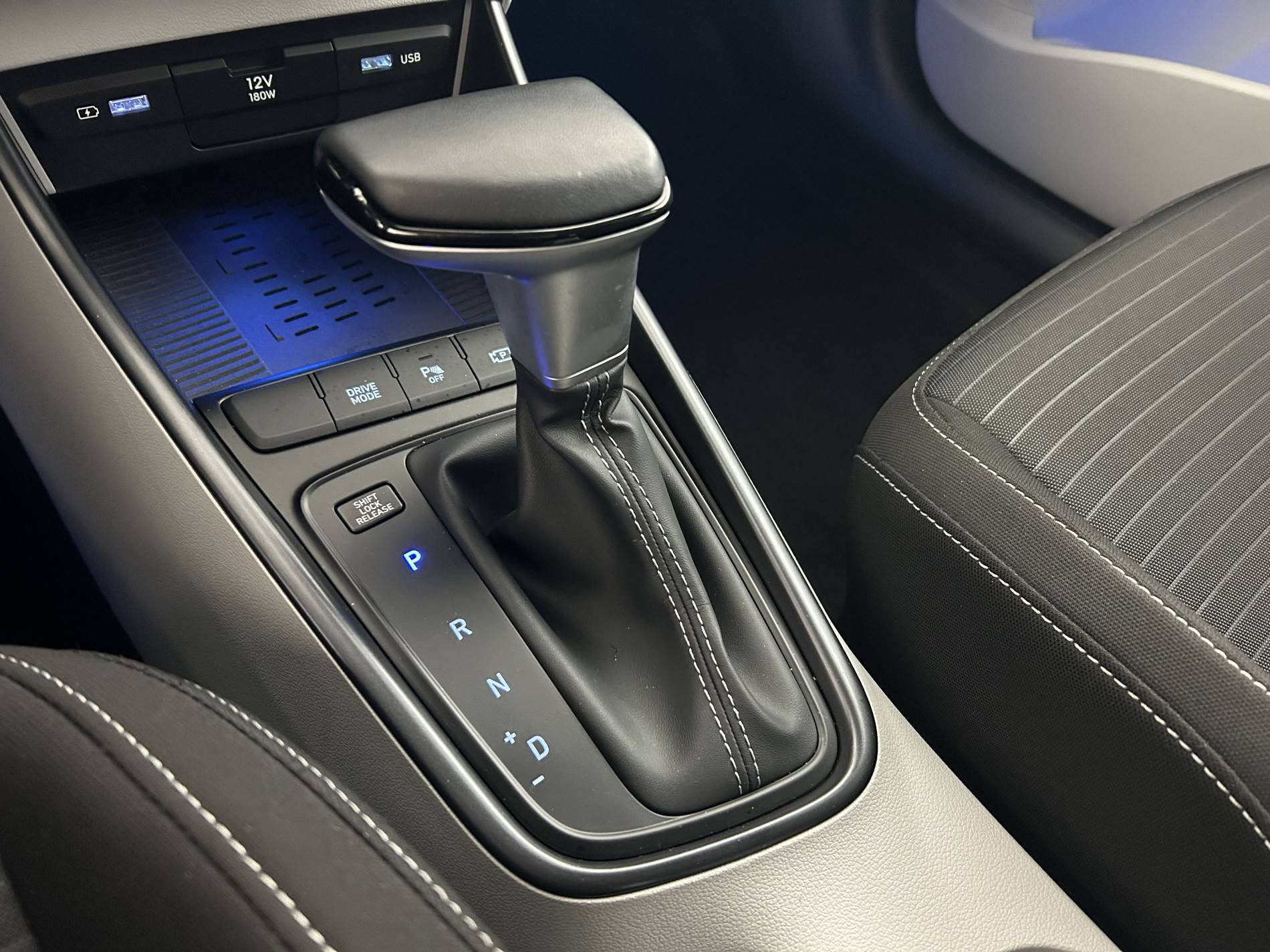 Vente en ligne Hyundai i20  1.0 T-GDi 100 DCT-7 Hybrid 48V au prix de 17 790 €