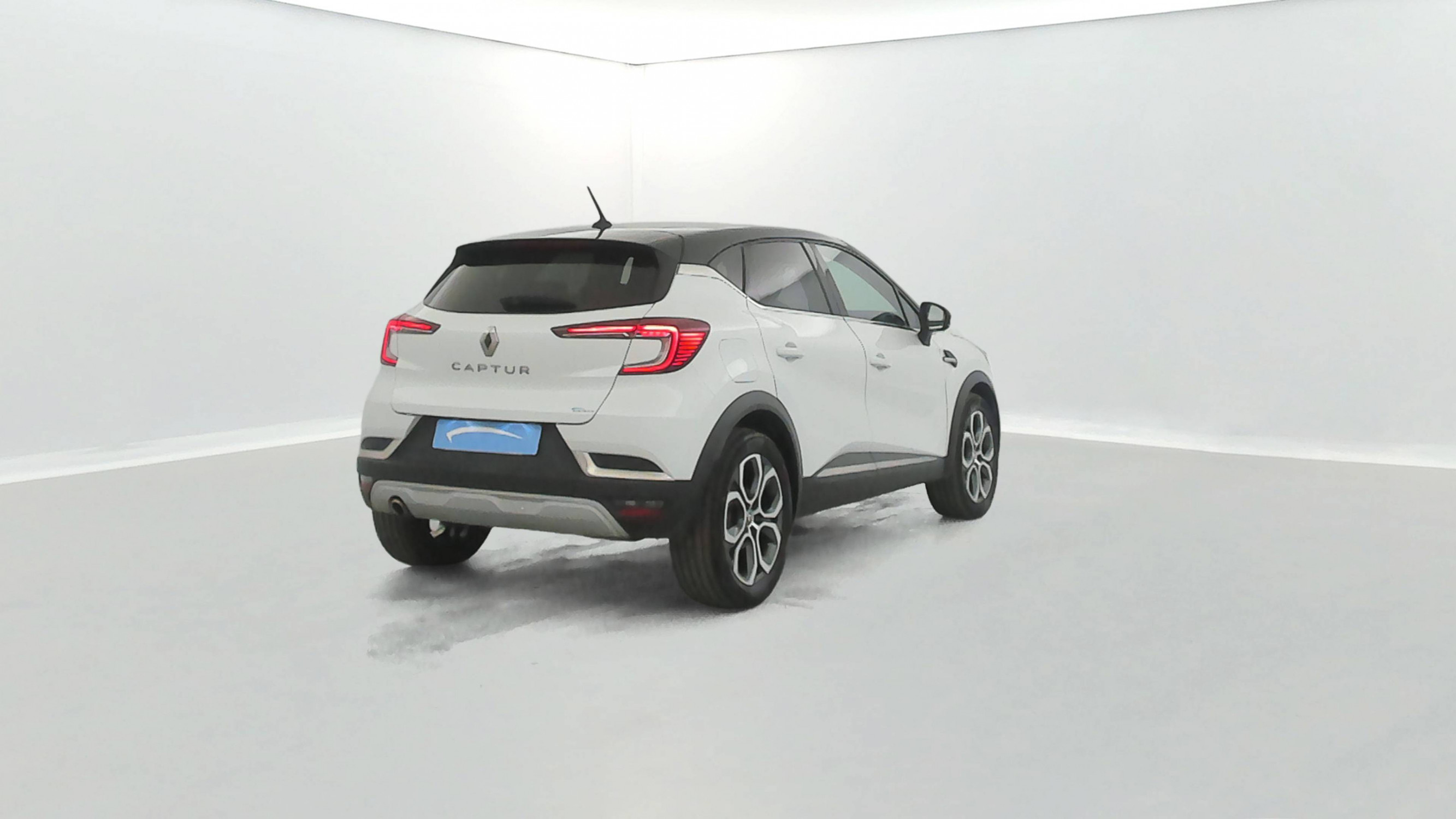 Vente en ligne Renault Captur  Blue dCi 115 EDC au prix de 17 290 €