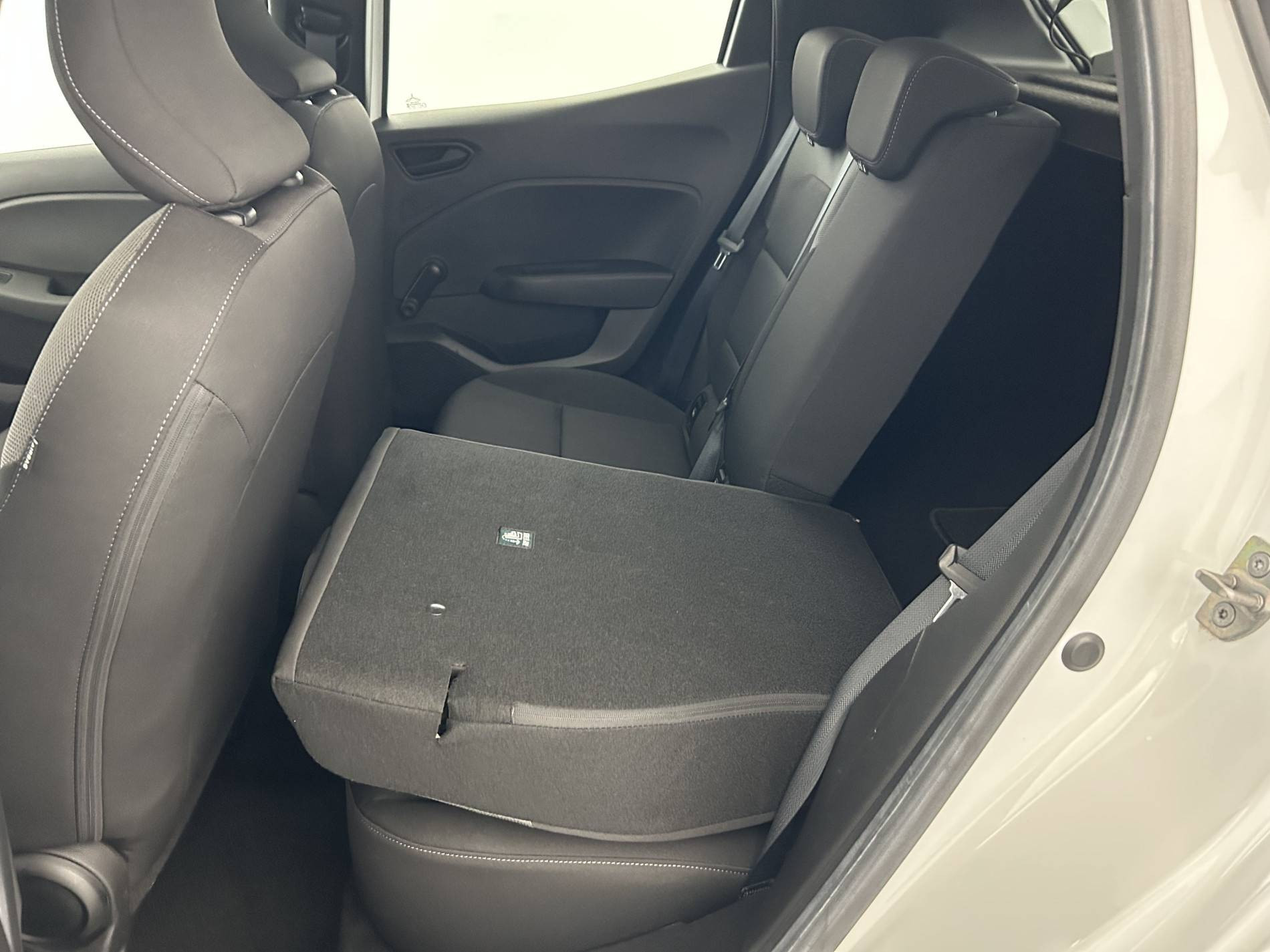 Vente en ligne Renault Clio 5 Clio SCe 65 au prix de 13 790 €