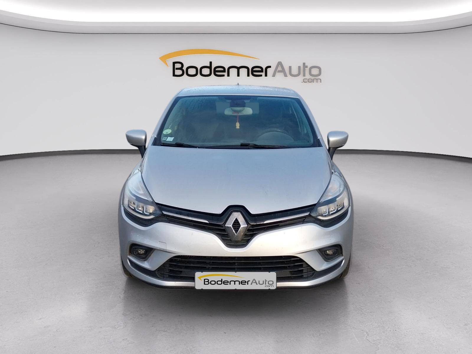 Vente en ligne Renault Clio 4 Clio dCi 90 Energy au prix de 10 350 €