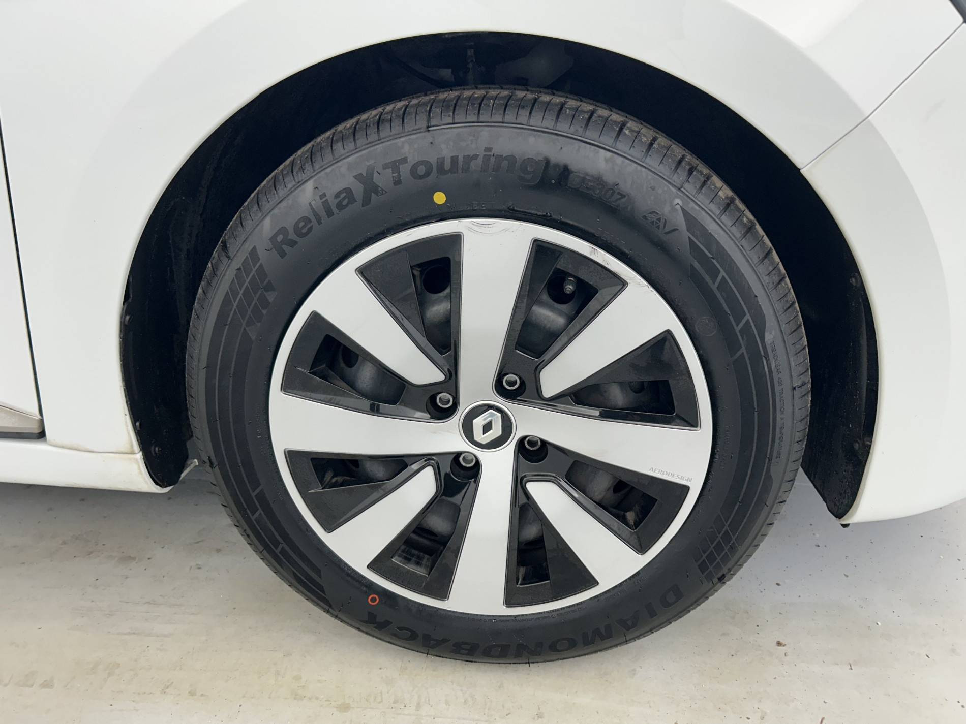 Vente en ligne Renault Clio 5 Clio TCe 90 au prix de 14 990 €