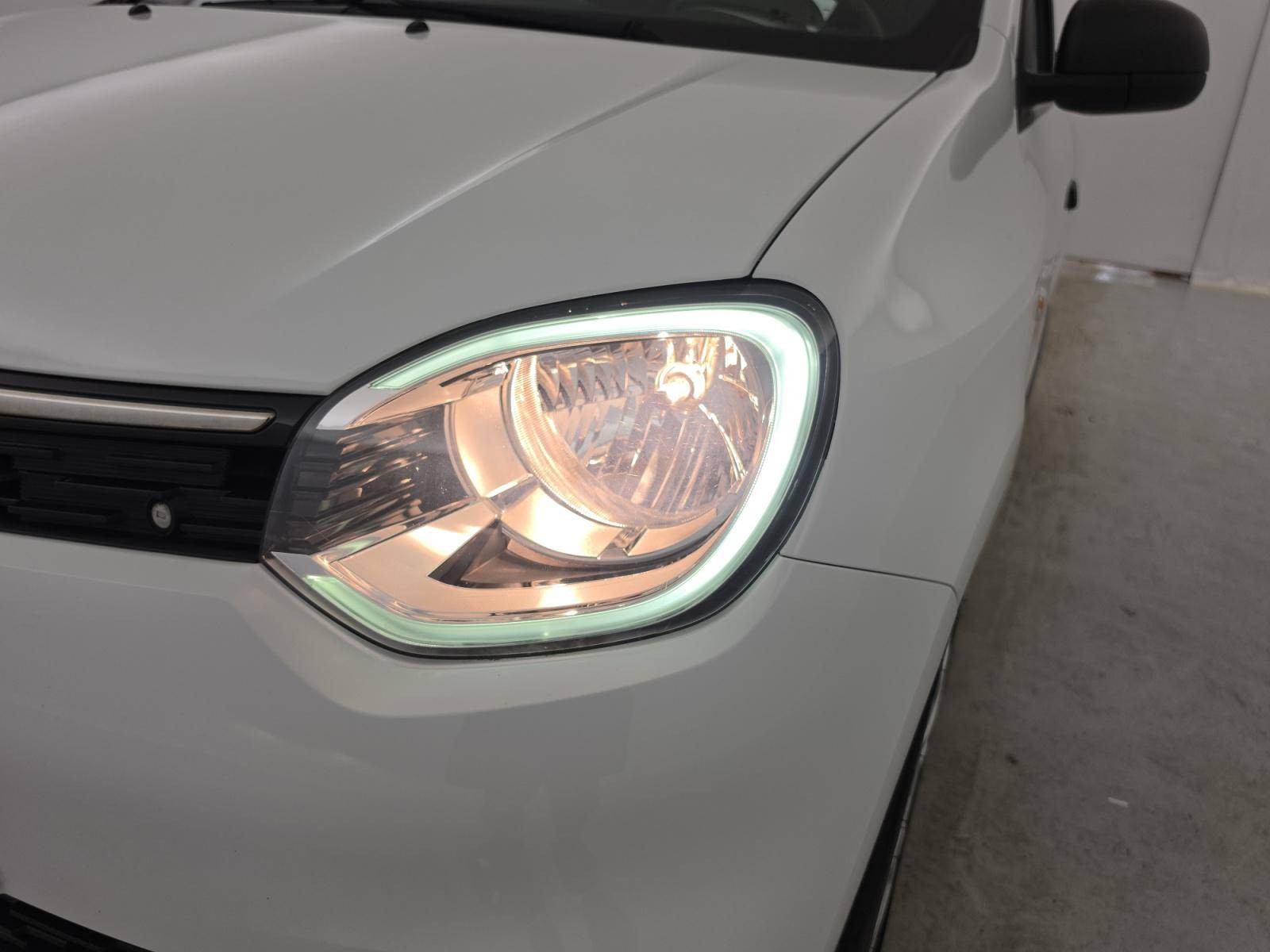 Vente en ligne Renault Twingo Electrique Twingo III E-Tech au prix de 12 900 €