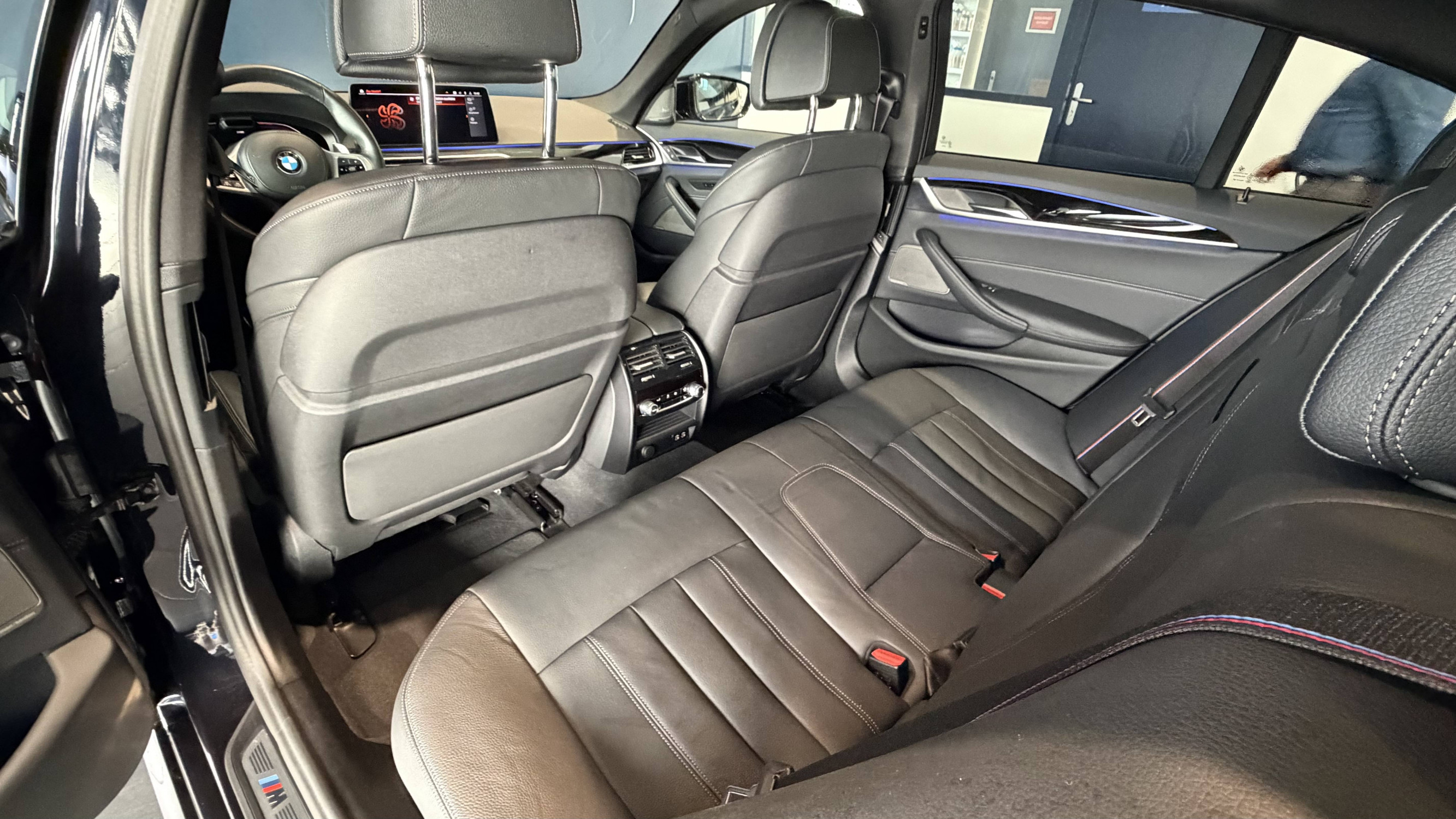 Vente en ligne Bmw Série 5 540d TwinPower Turbo xDrive 340 ch BVA8 au prix de 51 990 €