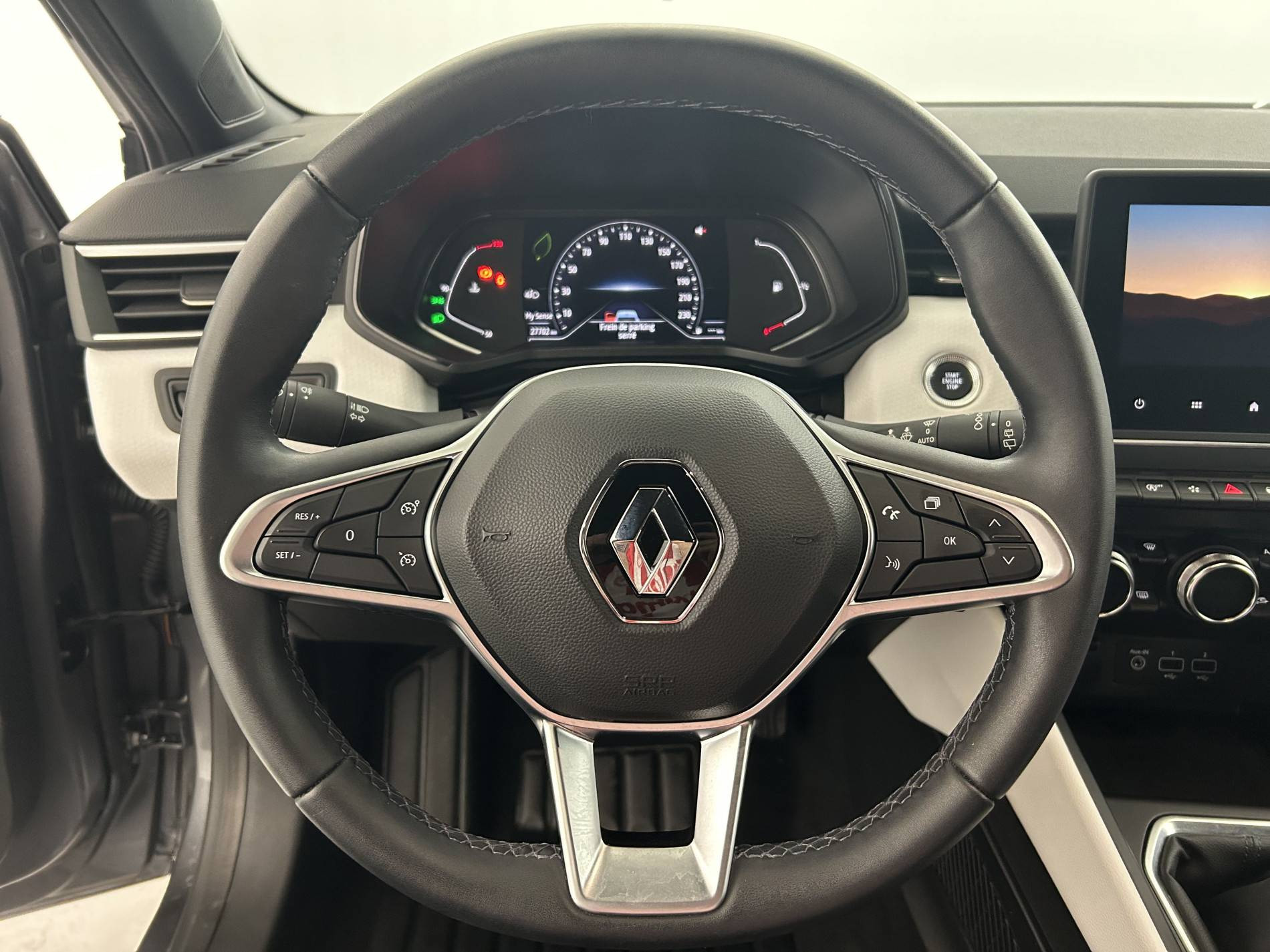 Vente en ligne Renault Clio 5 Clio TCe 90 au prix de 14 990 €
