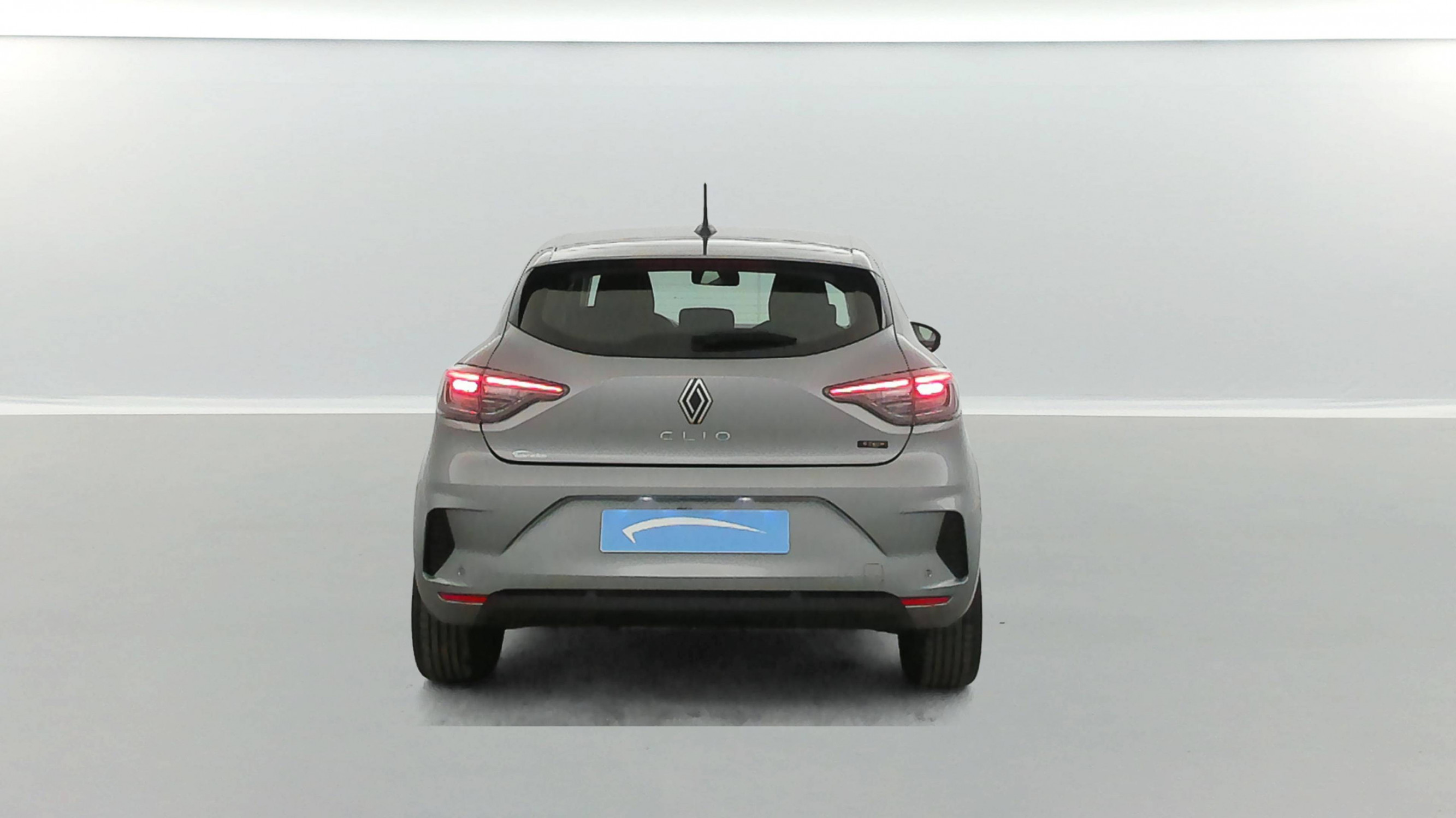 Vente en ligne Renault Clio 5 Clio E-Tech full hybrid 145 ch GSR2 au prix de 18 990 €