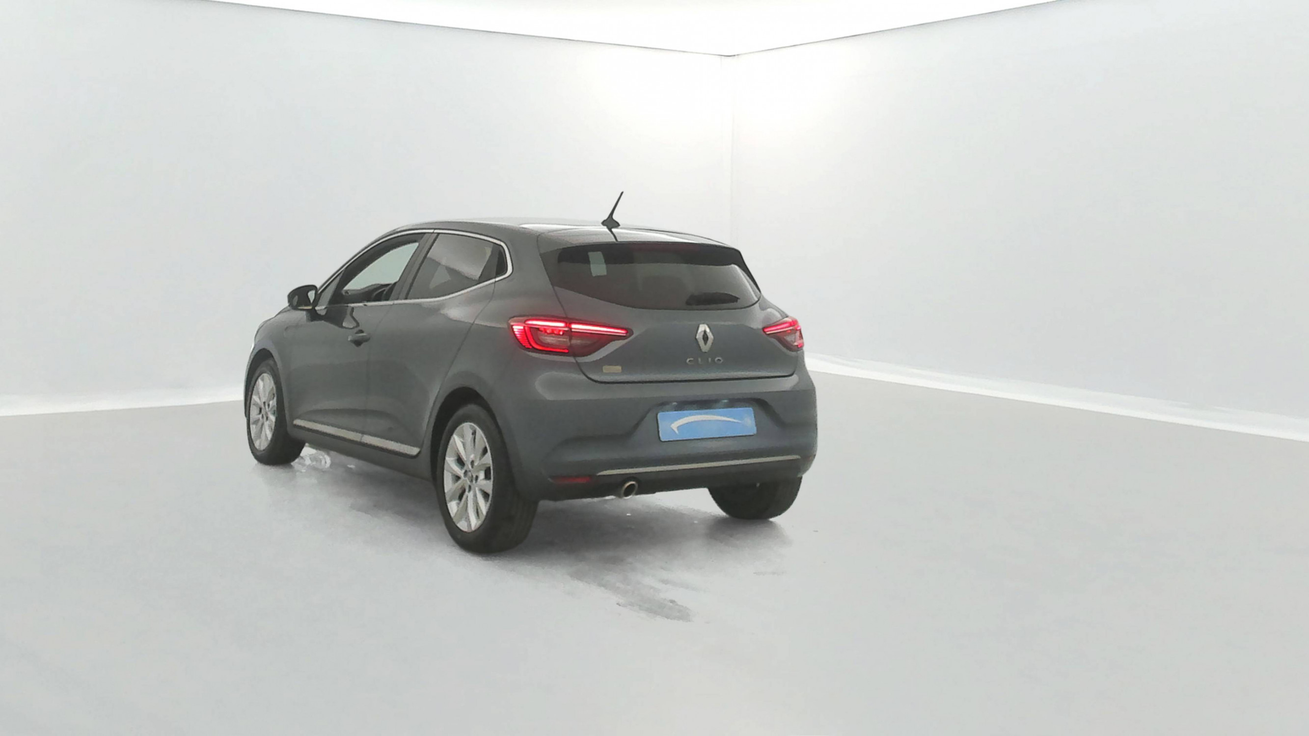 Vente en ligne Renault Clio 5 Clio TCe 130 EDC FAP au prix de 15 900 €