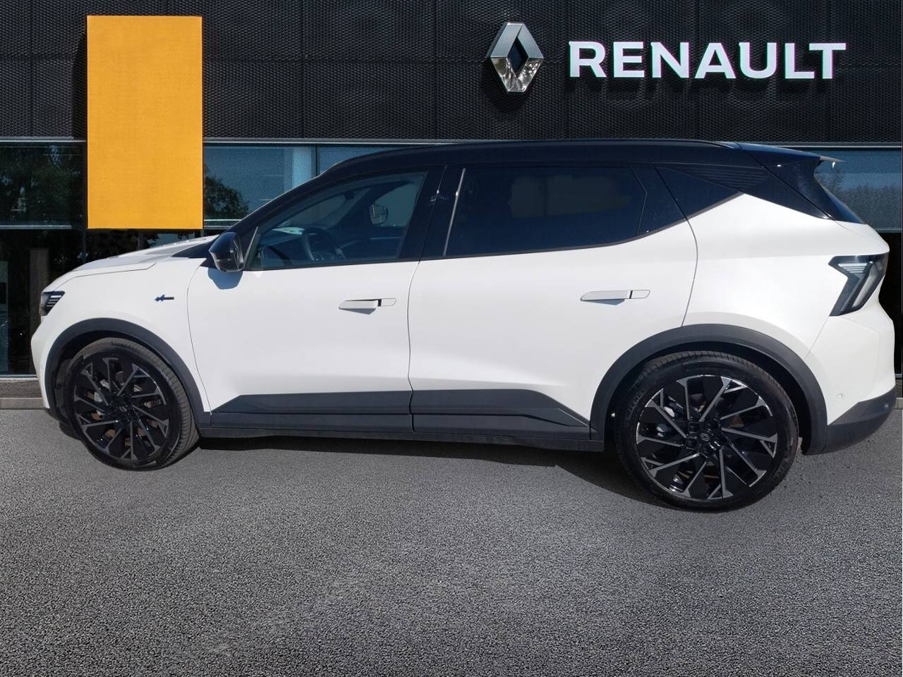 Vente en ligne Renault Scenic E-Tech  220 ch grande autonomie au prix de 38 490 €