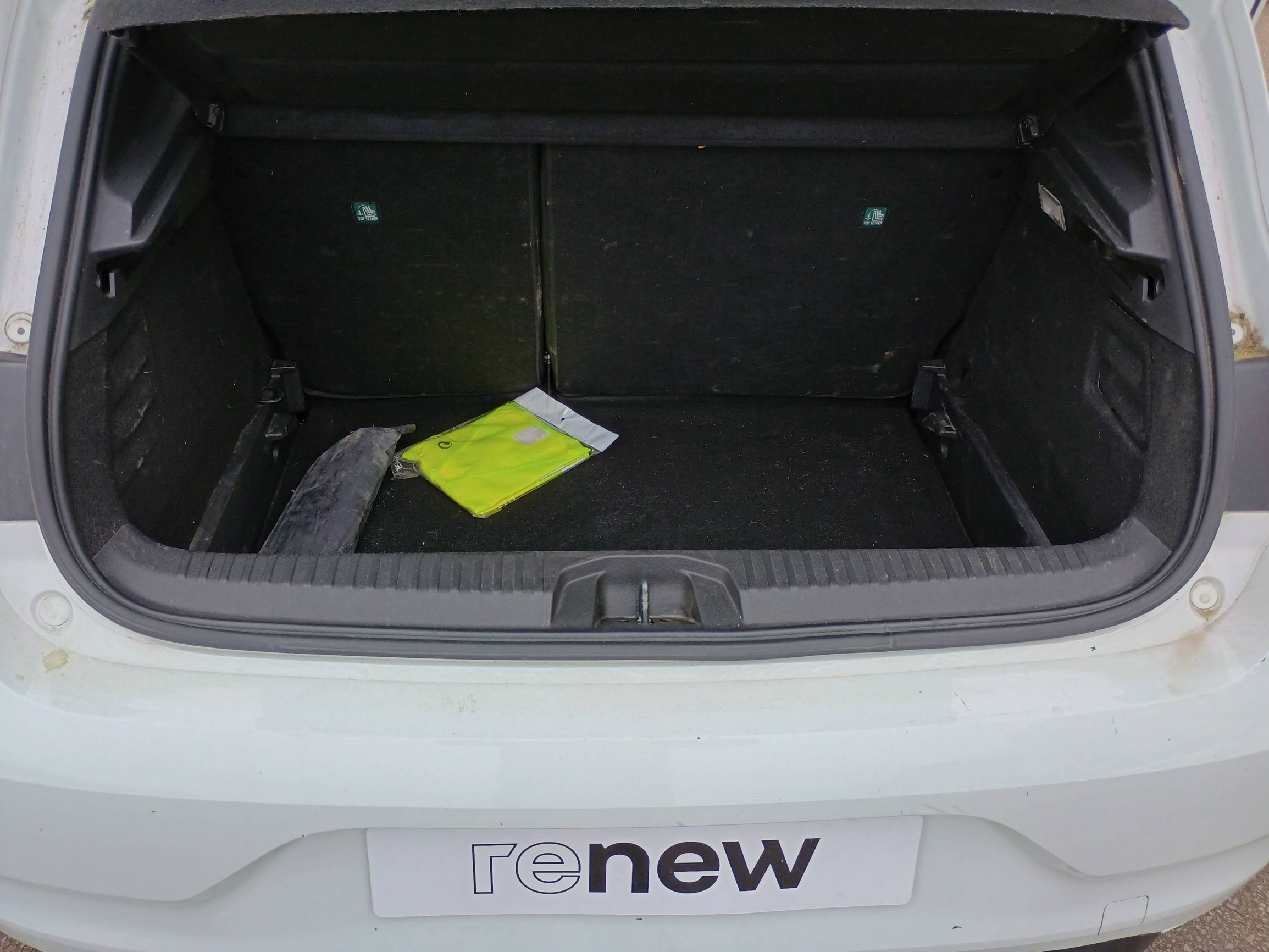 Vente en ligne Renault Clio 5 Clio Blue dCi 100 au prix de 13 991 €