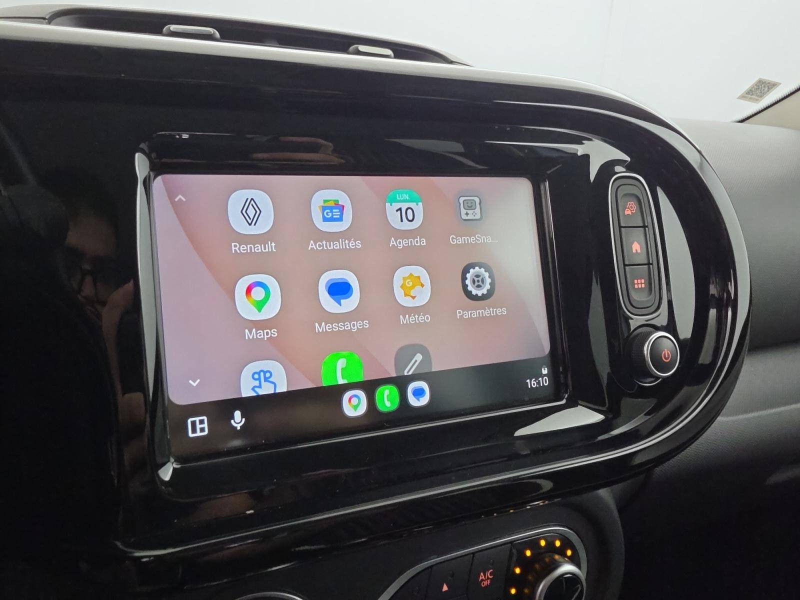 Vente en ligne Renault Twingo Electrique Twingo III E-Tech au prix de 13 900 €