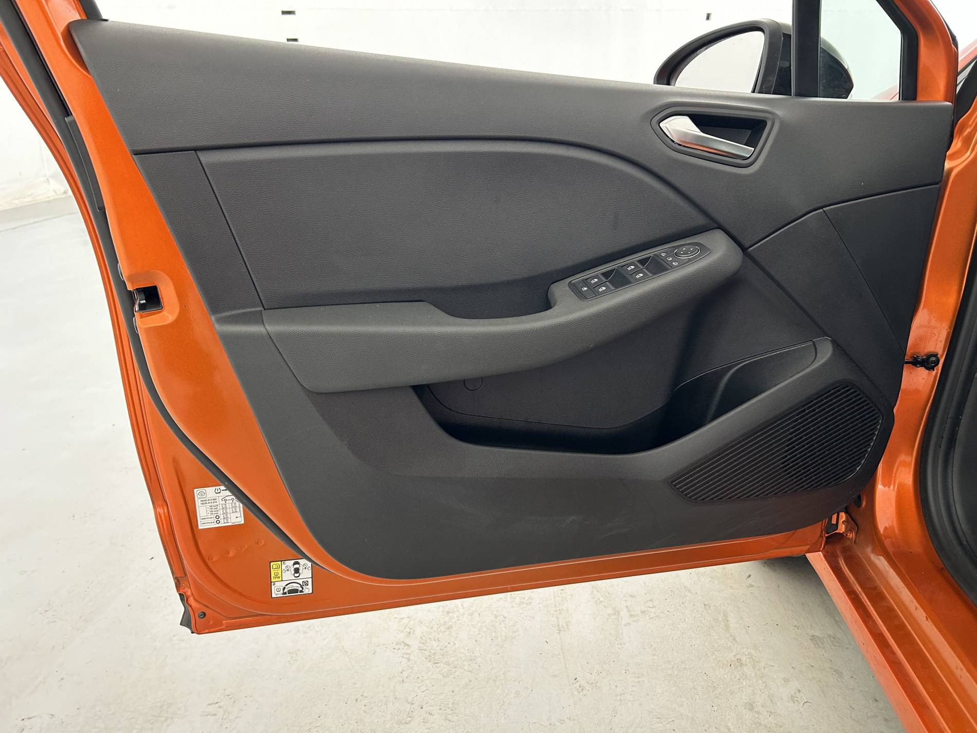 Vente en ligne Renault Clio 5 Clio TCe 90 au prix de 15 490 €