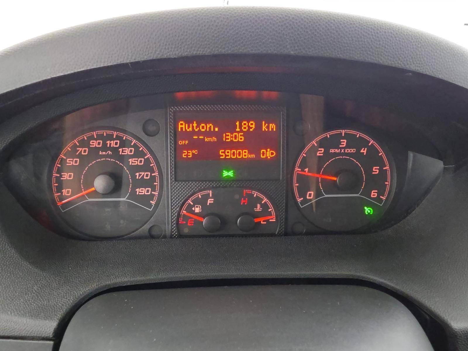 Vente en ligne Peugeot Boxer Fourgon BOXER TOLE 330 L1H1 BLUEHDI 120 S&S au prix de 17 990 €