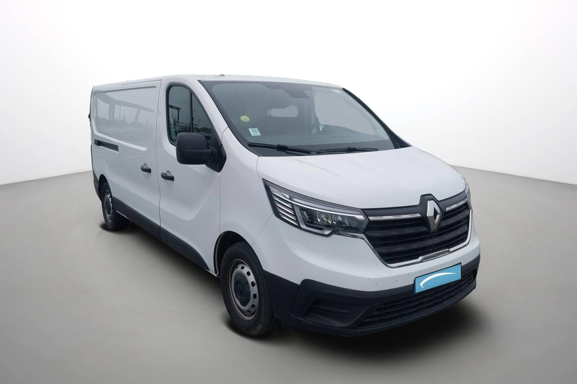 Vente en ligne Renault Trafic 3 Fourgon TRAFIC FGN L2H1 3000 KG BLUE DCI 130 au prix de 22 990 €