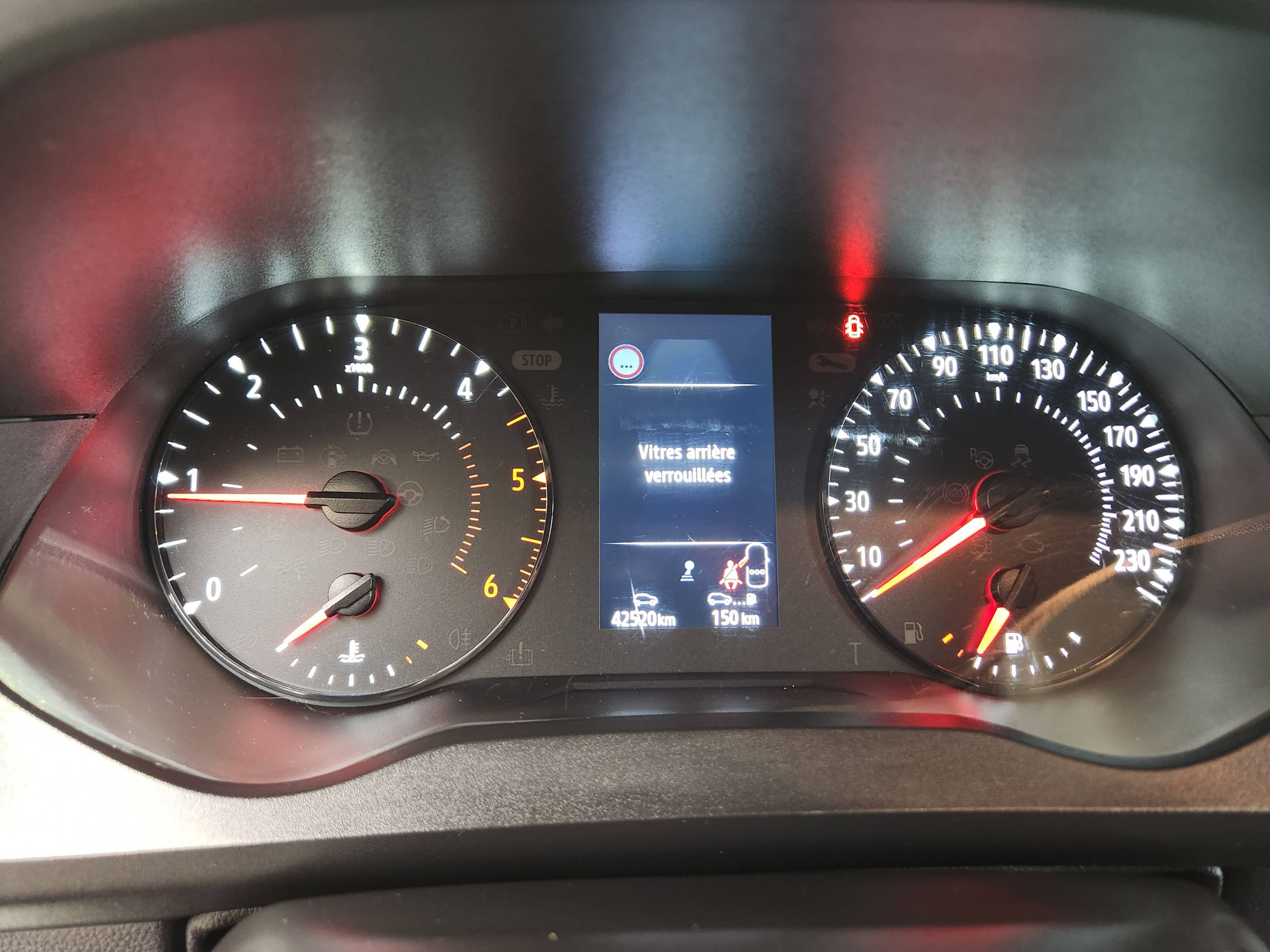 Vente en ligne Renault Kangoo  Blue dCi 95 au prix de 21 490 €