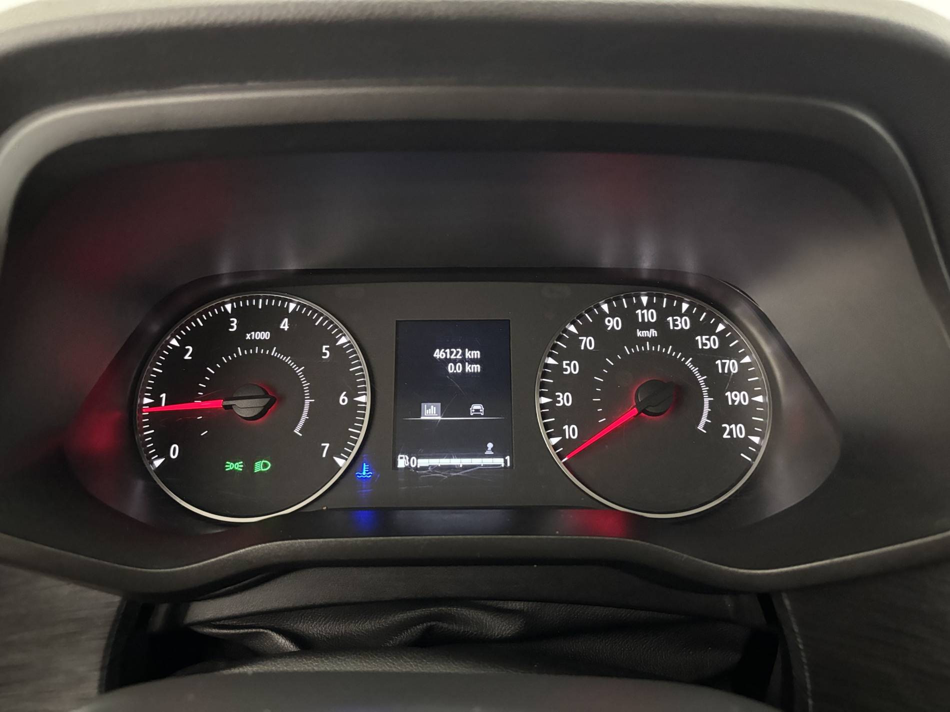 Vente en ligne Renault Trafic 3 Fourgon TRAFIC FG BLUE DCI 130 L1H1 3T GSR2 au prix de 22 900 €