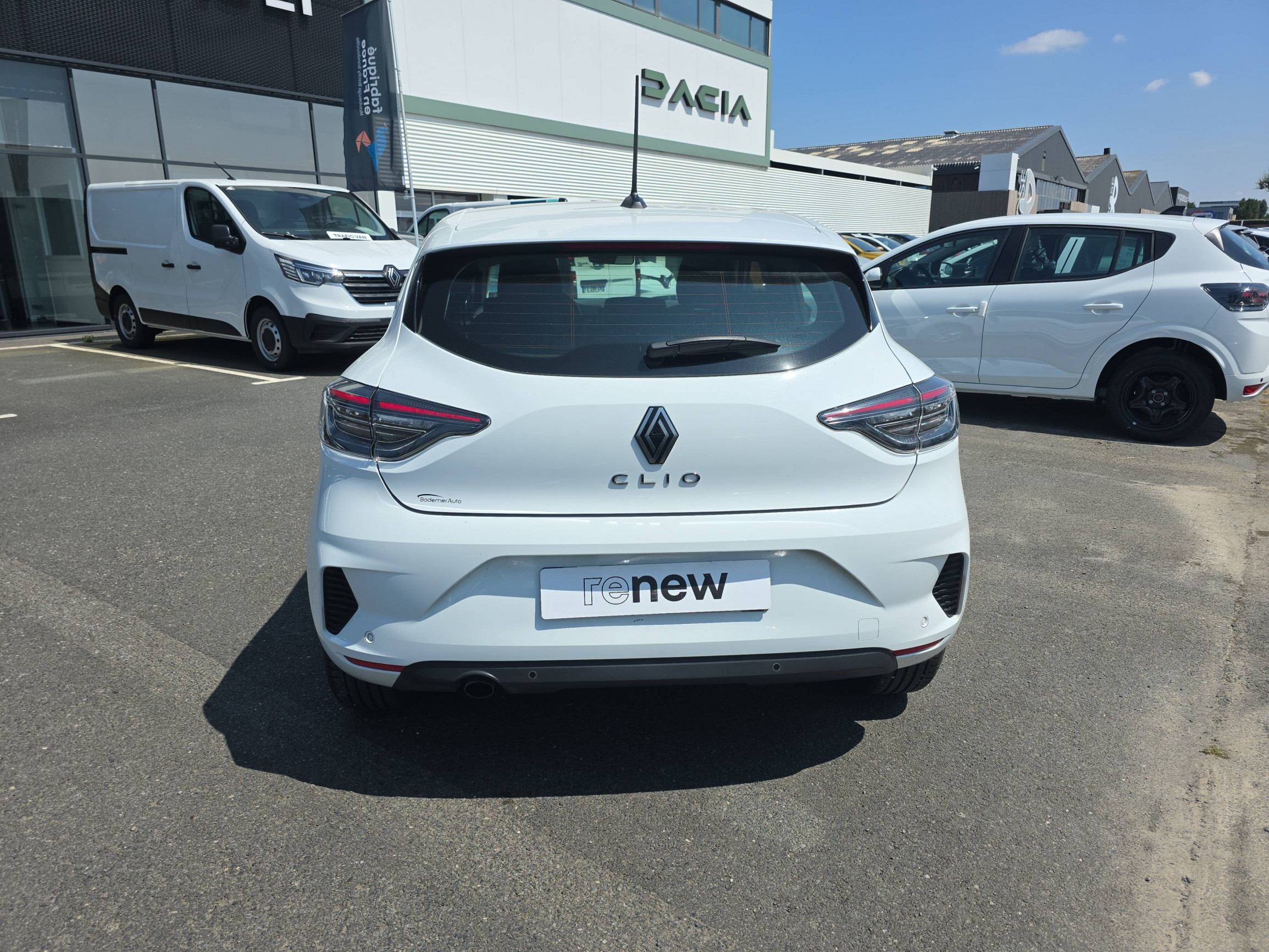 Vente en ligne Renault Clio 5 Clio TCe 90 ch GSR2 au prix de 15 990 €