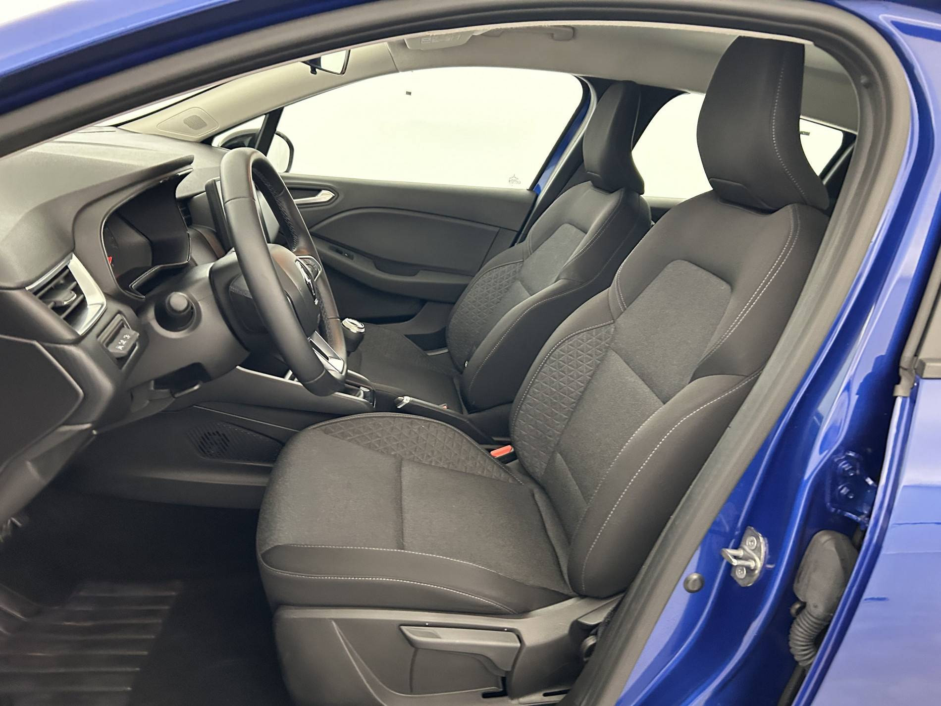 Vente en ligne Renault Clio 5 Clio TCe 90 au prix de 15 490 €