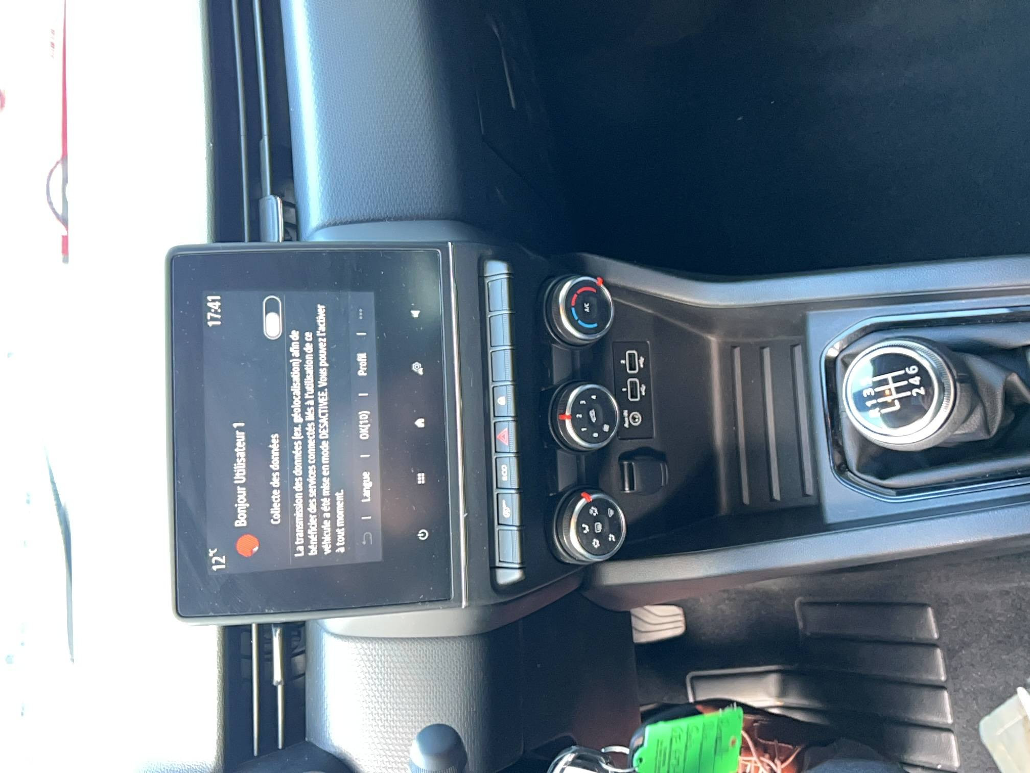 Vente en ligne Renault Clio 5 Clio TCe 90 au prix de 12 990 €