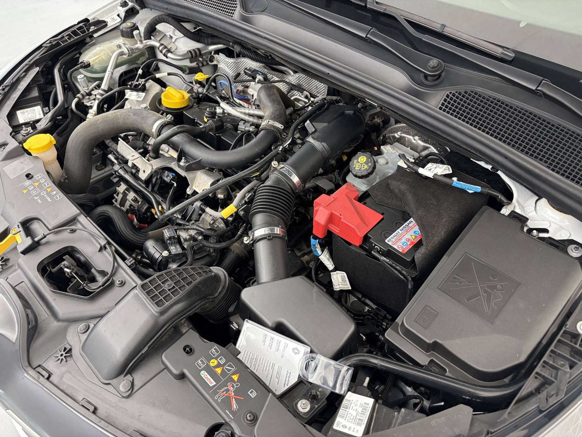 Vente en ligne Renault Clio 5 Clio TCe 90 - 21 au prix de 14 290 €