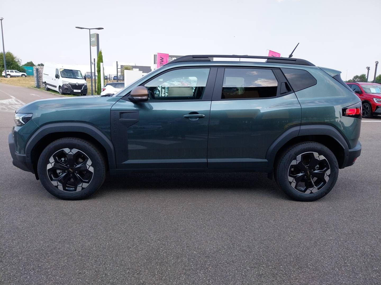 Vente en ligne Dacia Duster  Hybrid 155 au prix de 30 225 €