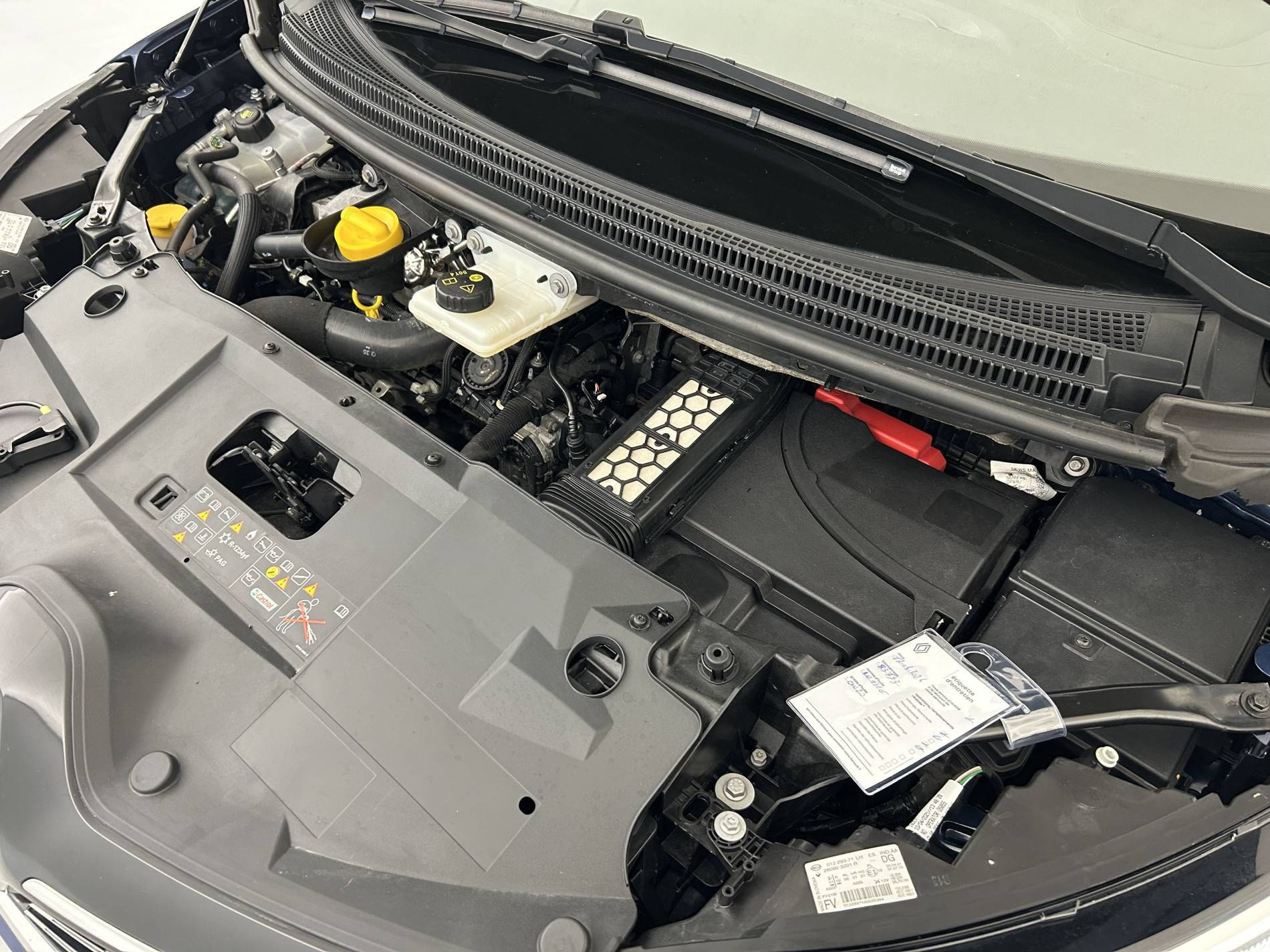 Vente en ligne Renault Scenic 4 Scenic TCe 140 FAP - 21 au prix de 17 490 €