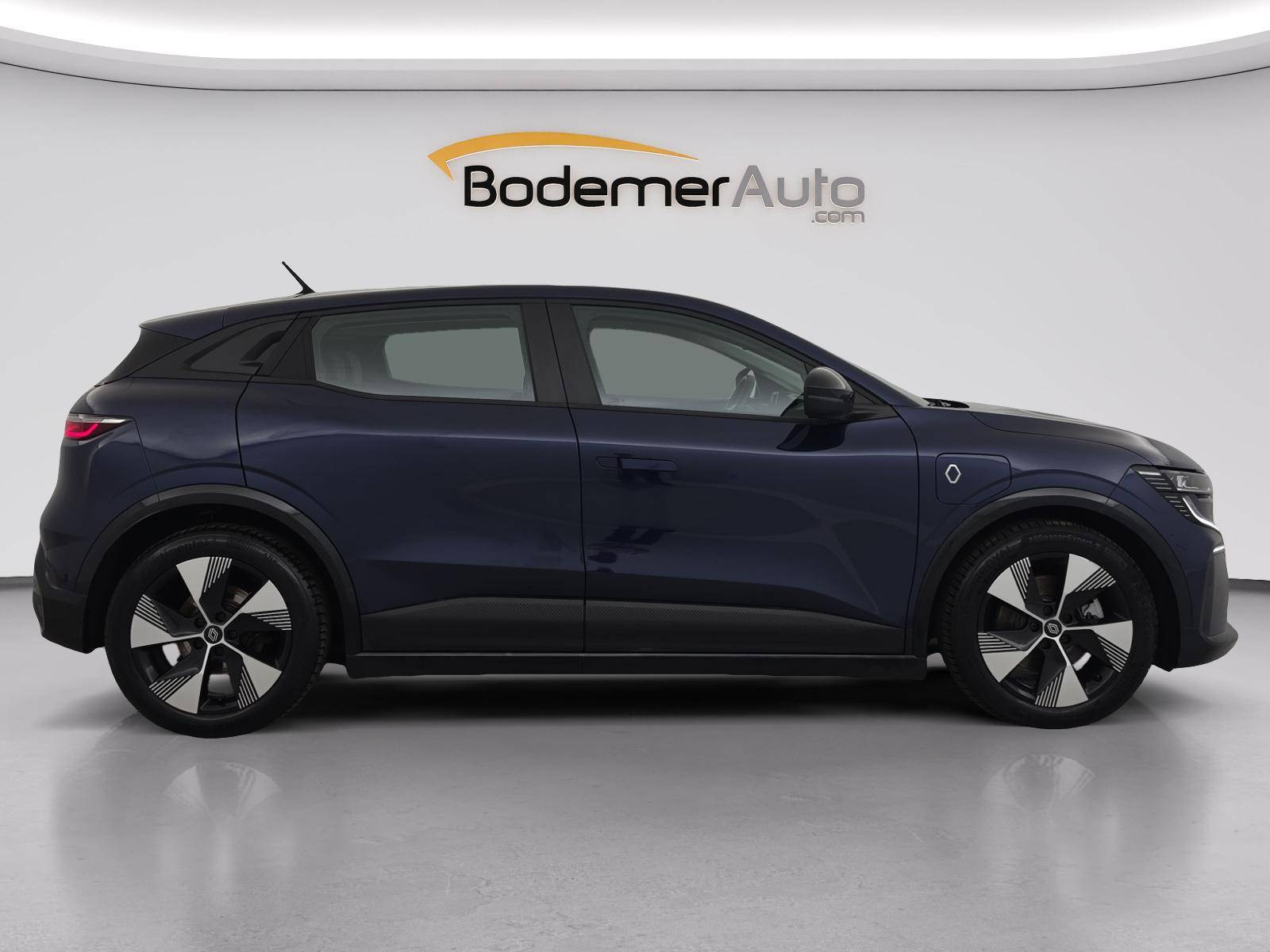 Vente en ligne Renault Megane E-Tech  EV60 220 ch super charge au prix de 22 990 €