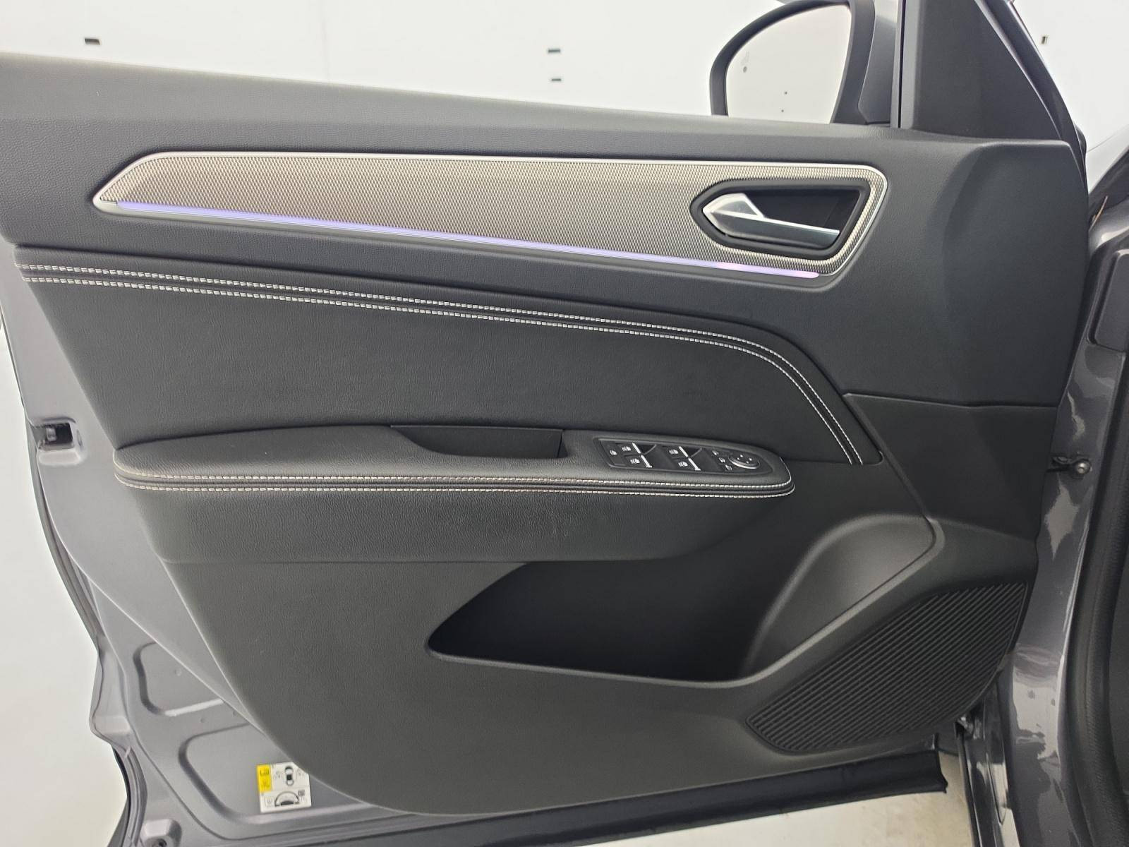Vente en ligne Renault Arkana  E-Tech hybride 145 - 22 au prix de 20 990 €