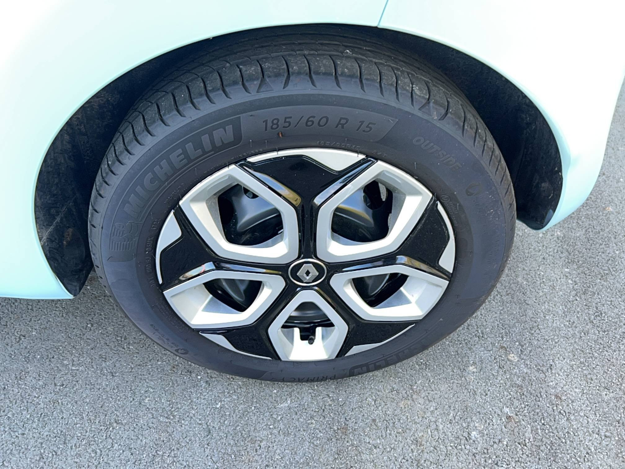 Vente en ligne Renault Twingo 3  SCe 65 au prix de 14 590 €