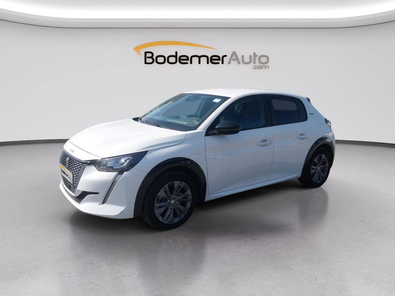 Vente en ligne Peugeot E-208  50 kWh 136ch au prix de 17 890 €