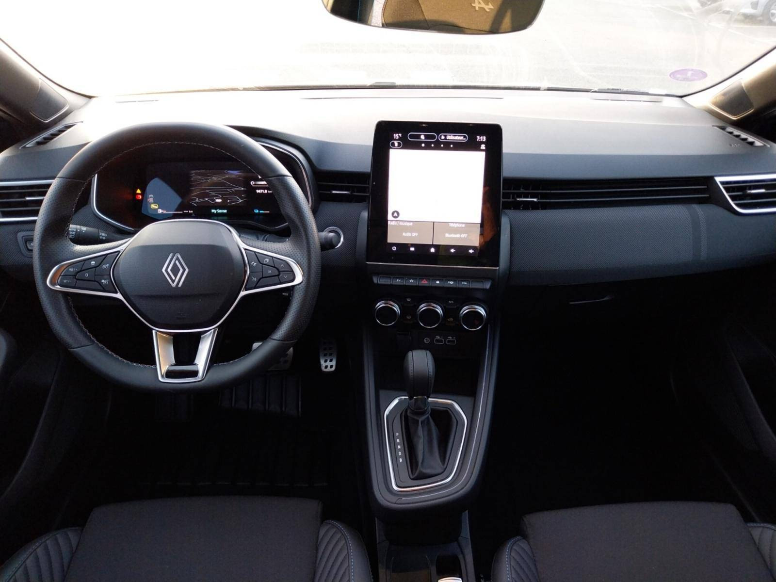 Vente en ligne Renault Clio 5 Clio E-Tech full hybrid 145 ch GSR2 au prix de 23 990 €