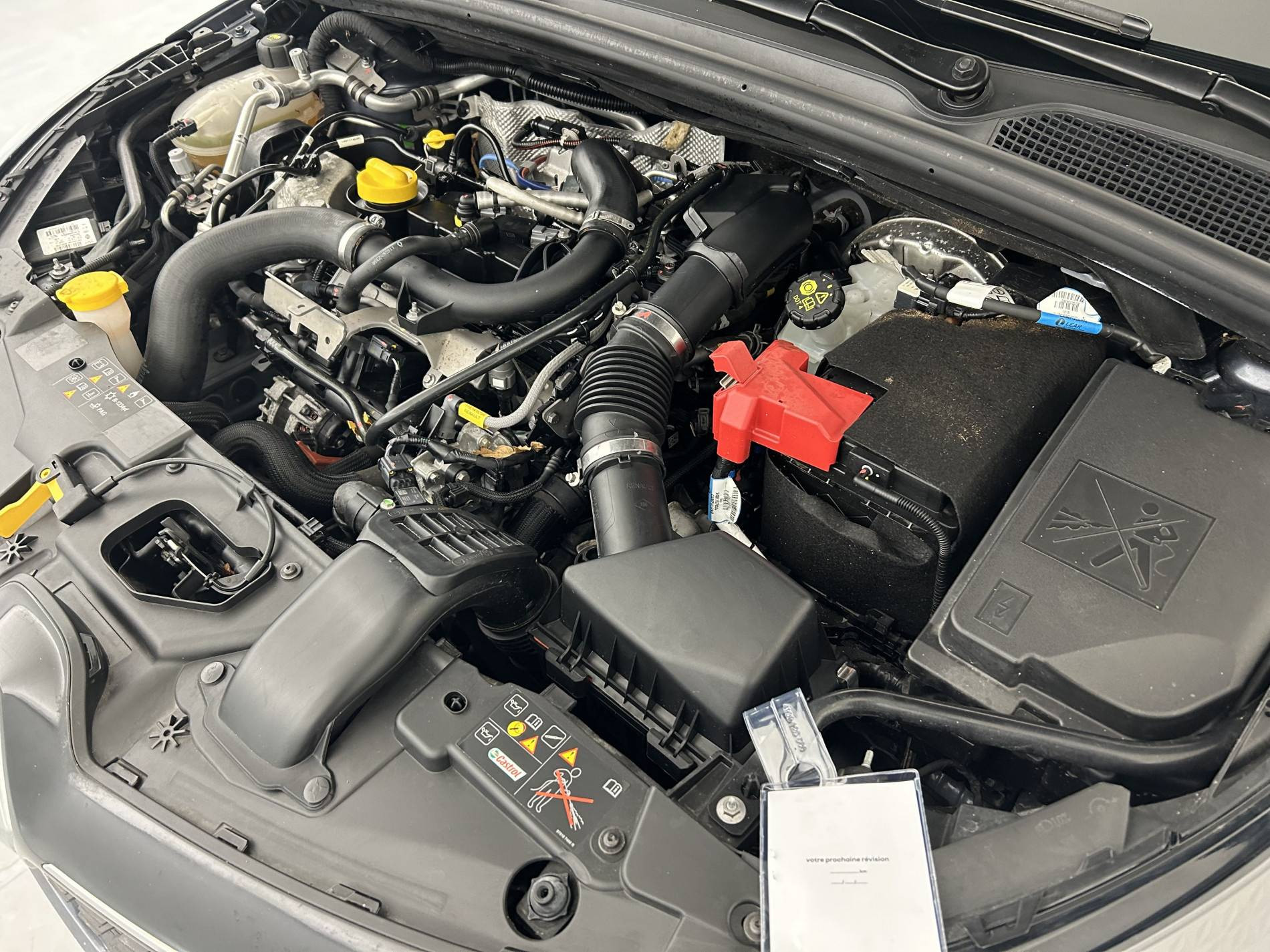 Vente en ligne Renault Clio 5 Clio TCe 90 - 21 au prix de 14 450 €