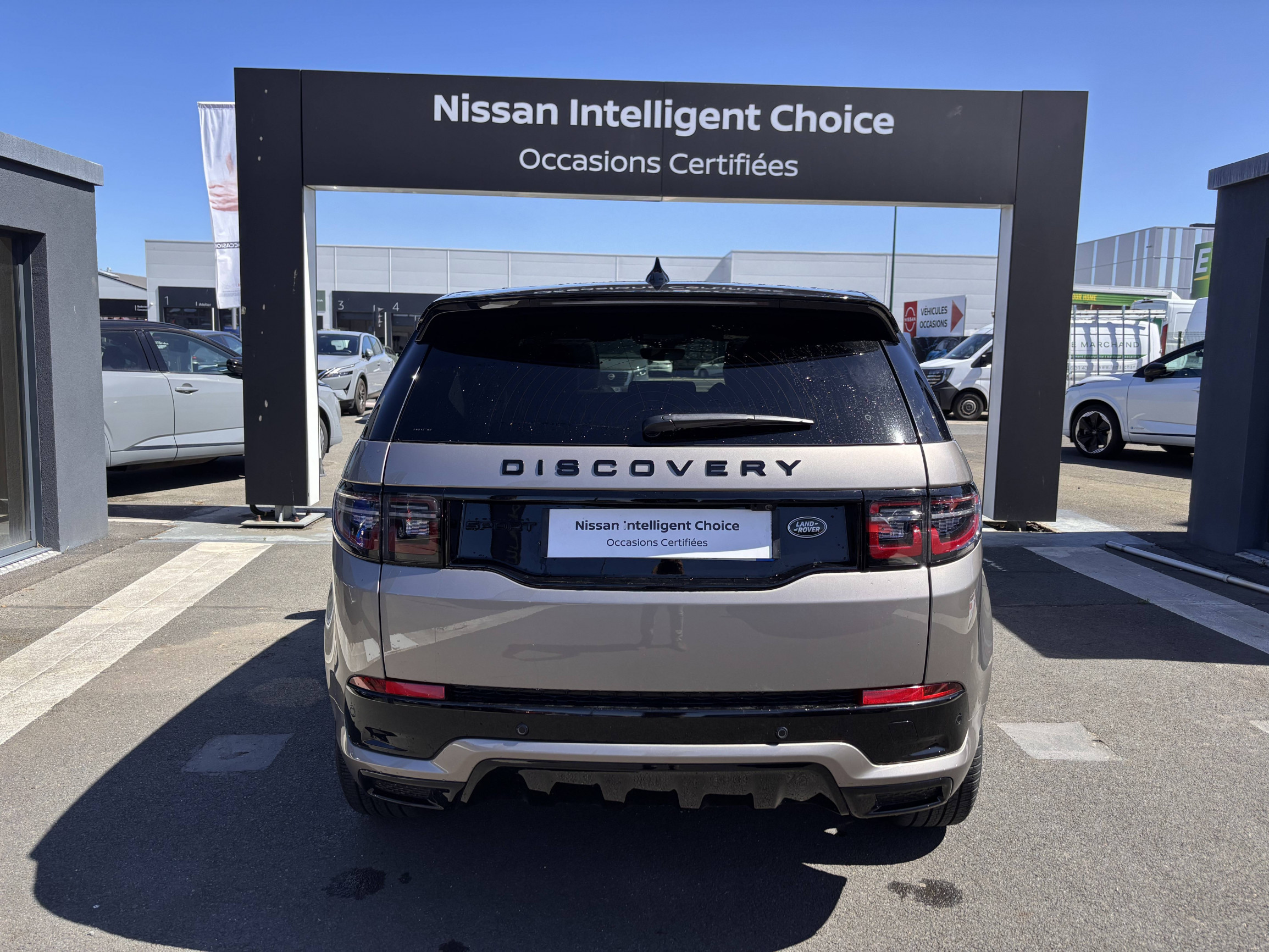 Vente en ligne Land Rover Discovery Sport  Mark VII P200 FLEXFUEL MHEV AWD BVA au prix de 34 990 €